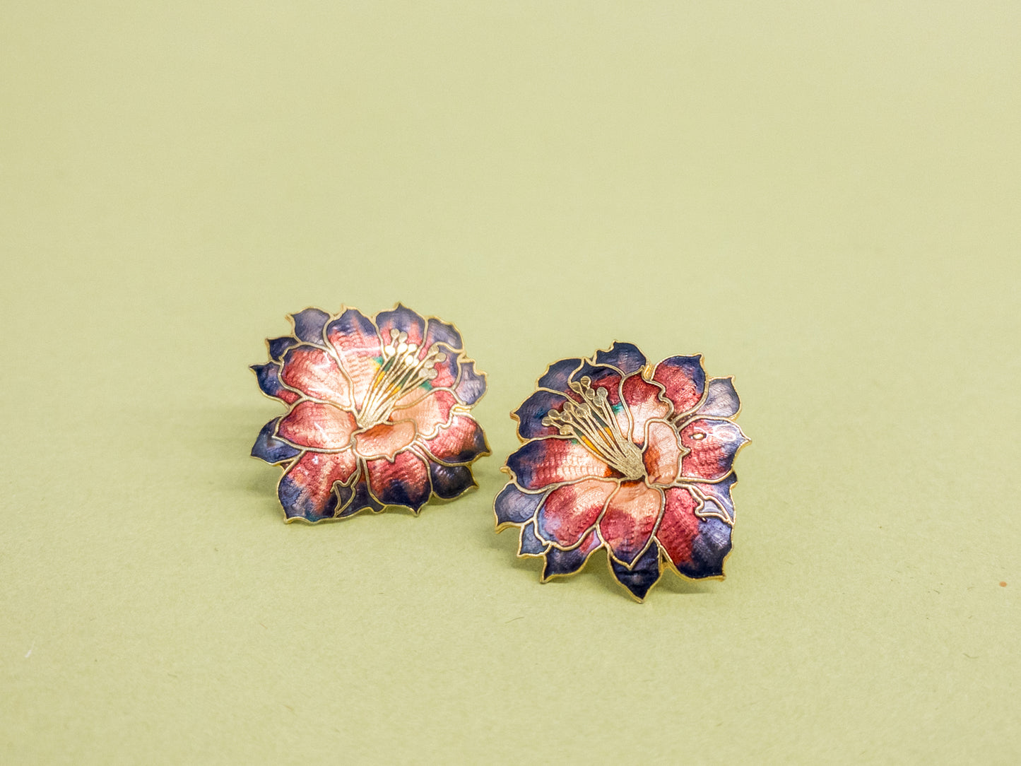 80's Purple Magenta Gold Lily Flower Enamel Earrings