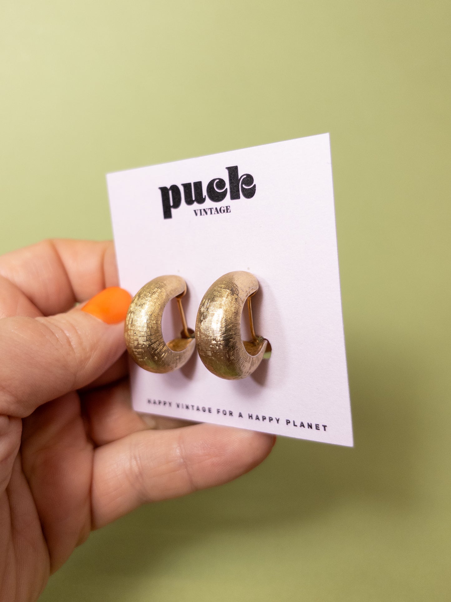 80's 90's Gold Chunky Hatchmark Huggie Hoop Clip On Earrings