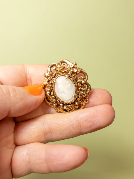Vintage Florenza Gold Fliagree & Cream Cameo Brooch