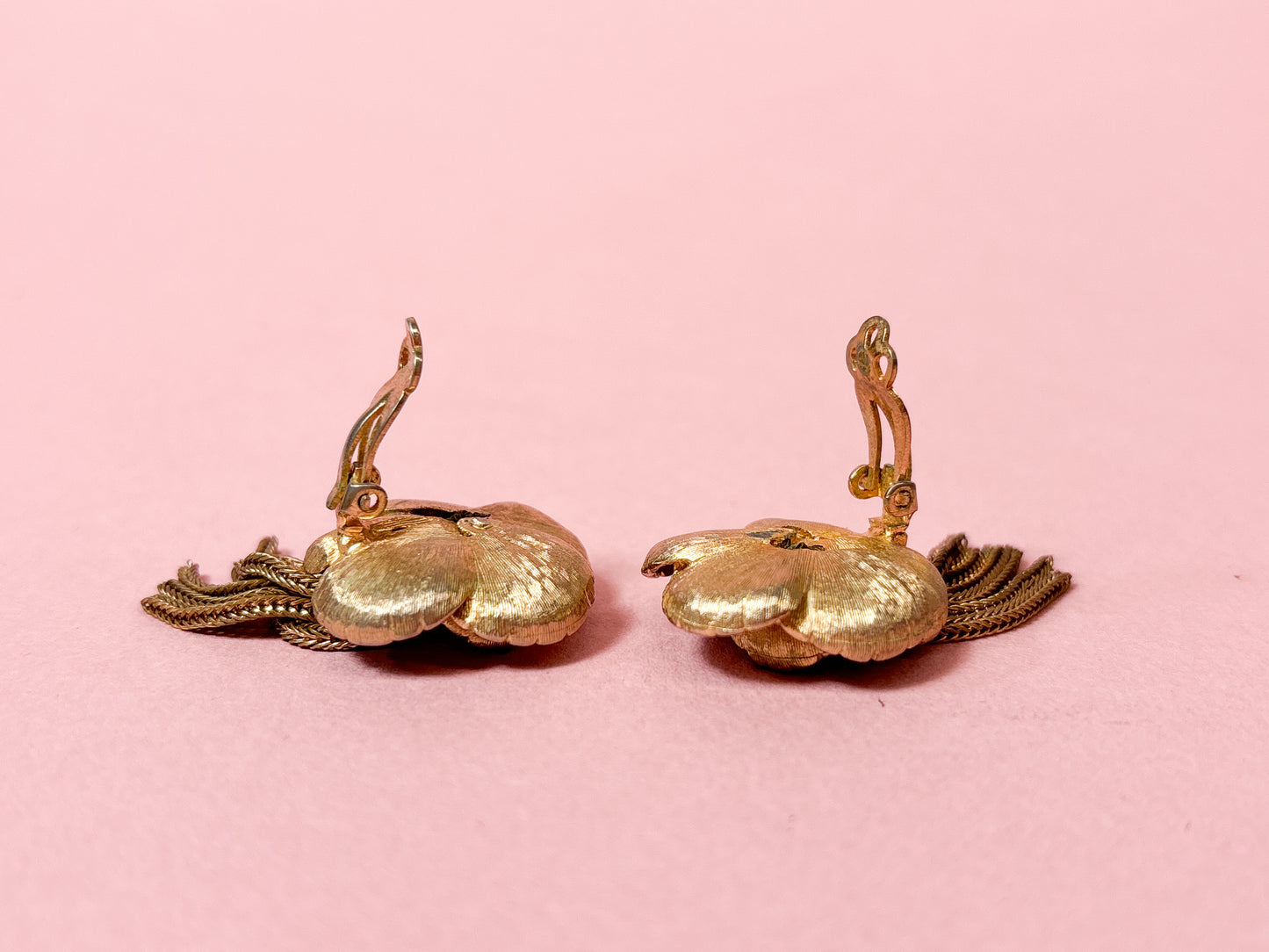 80's Gold 3D Flower with Dangle Chains Clip On Earrings