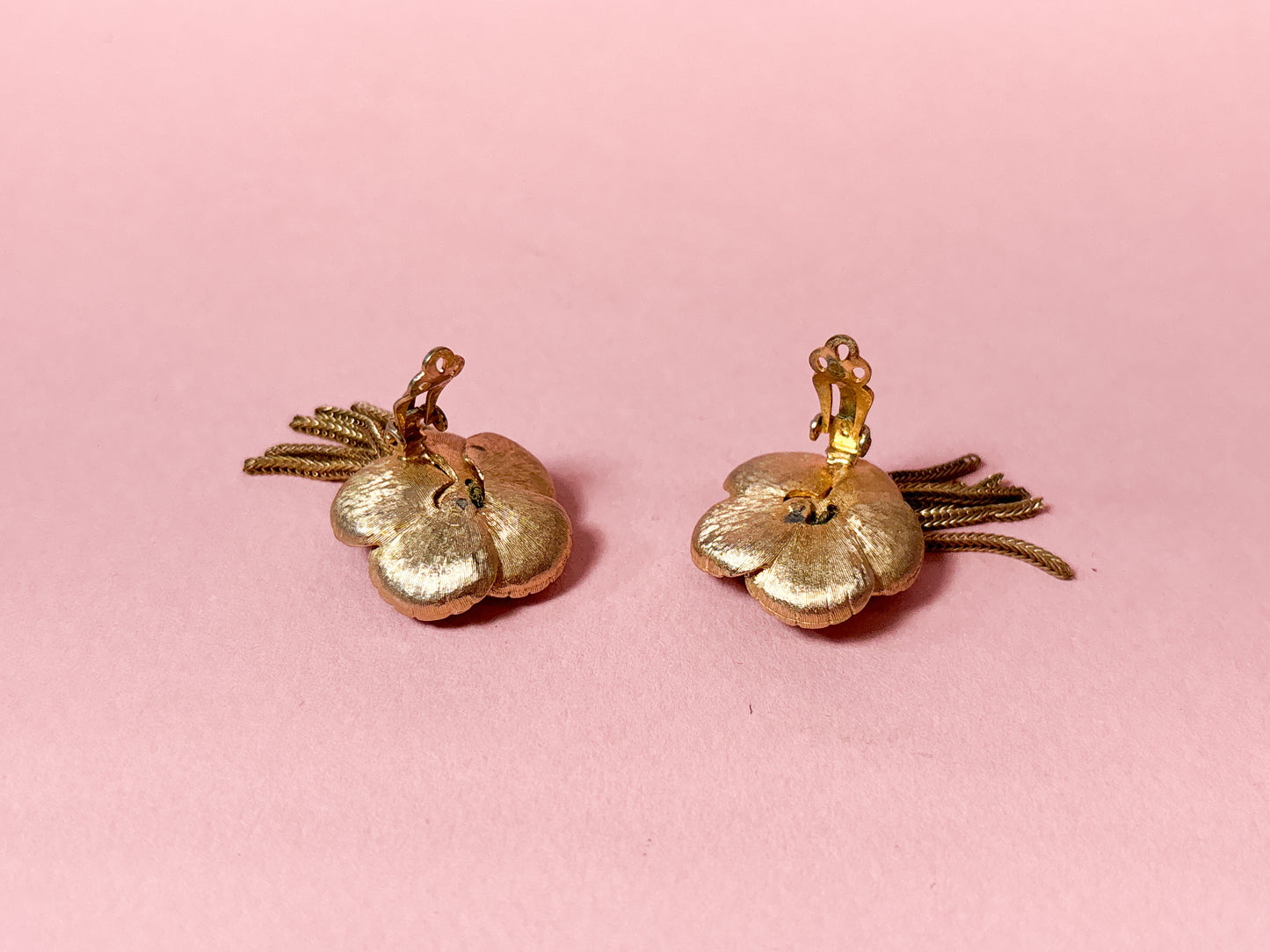 80's Gold 3D Flower with Dangle Chains Clip On Earrings