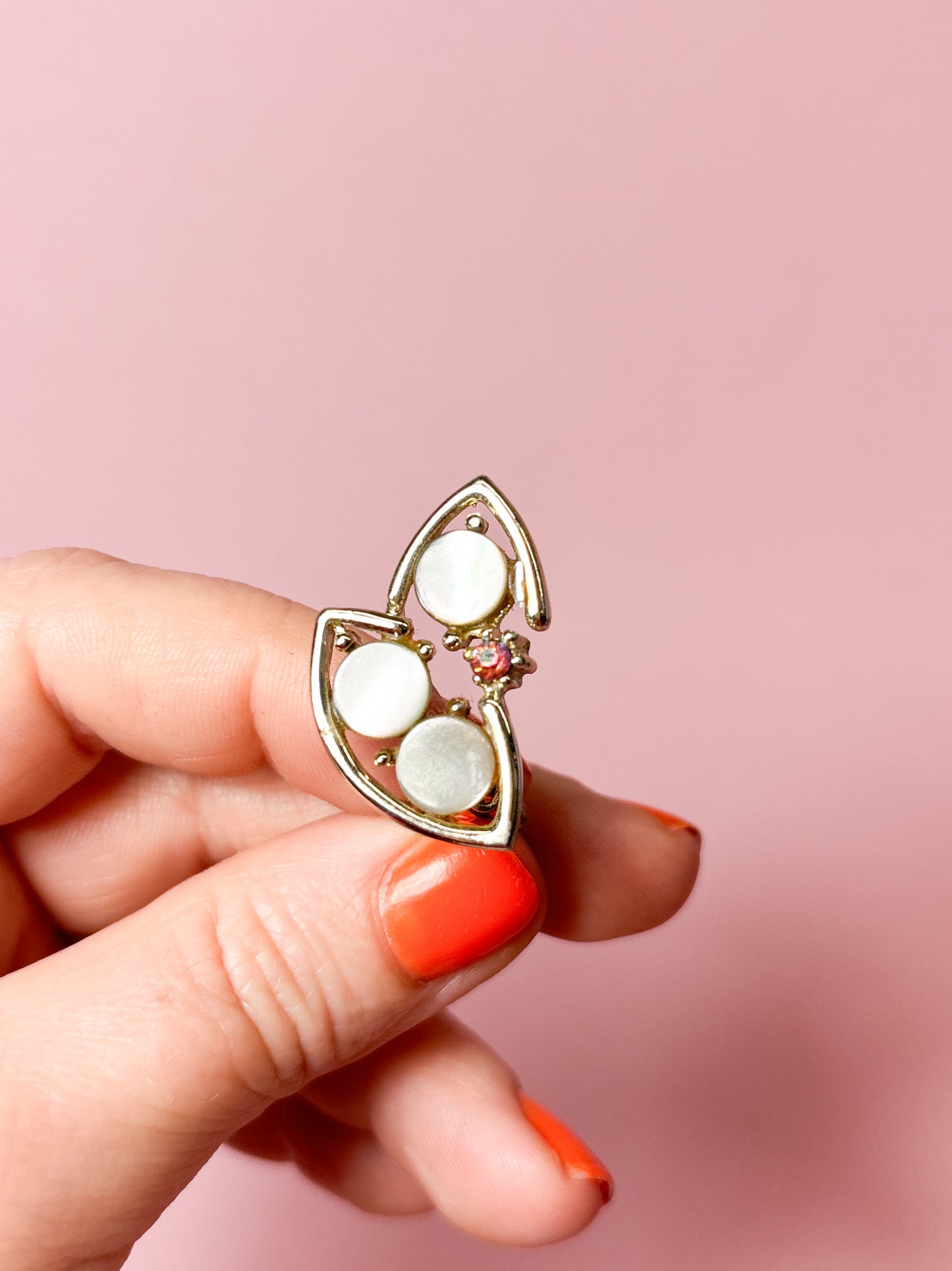 60's Pearlescent & Pink Crystal Leaf Clip On Earrings