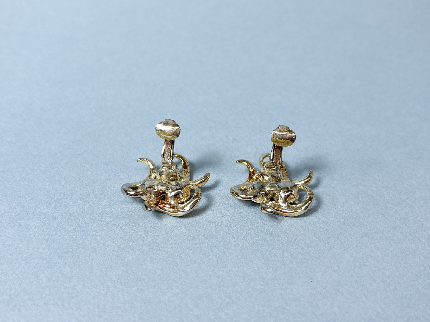 Vintage Pink Rhinestone & Gold Swirl Clip On Earrings