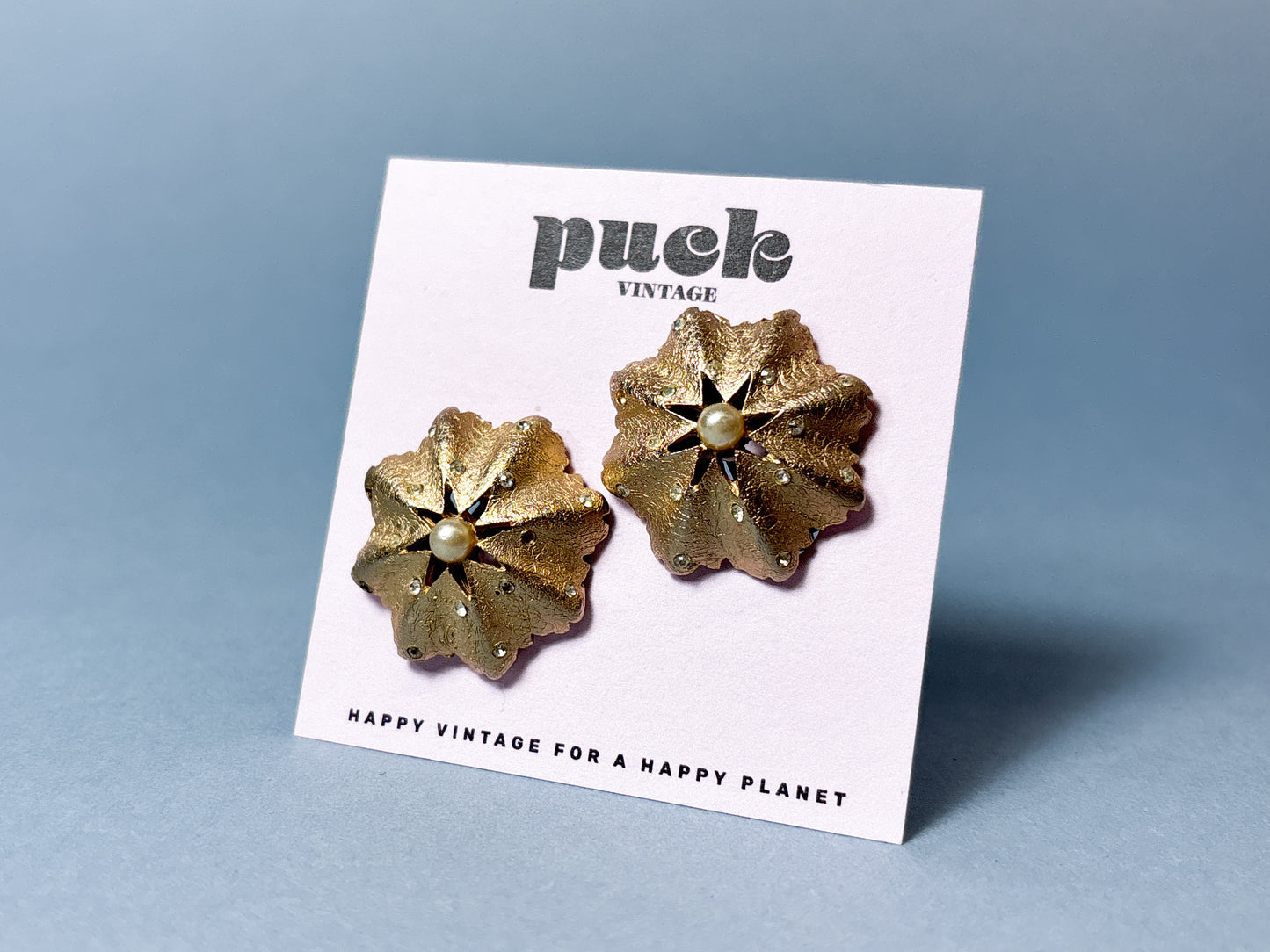 Vintage Hammered Gold Starflower Clip On Earrings