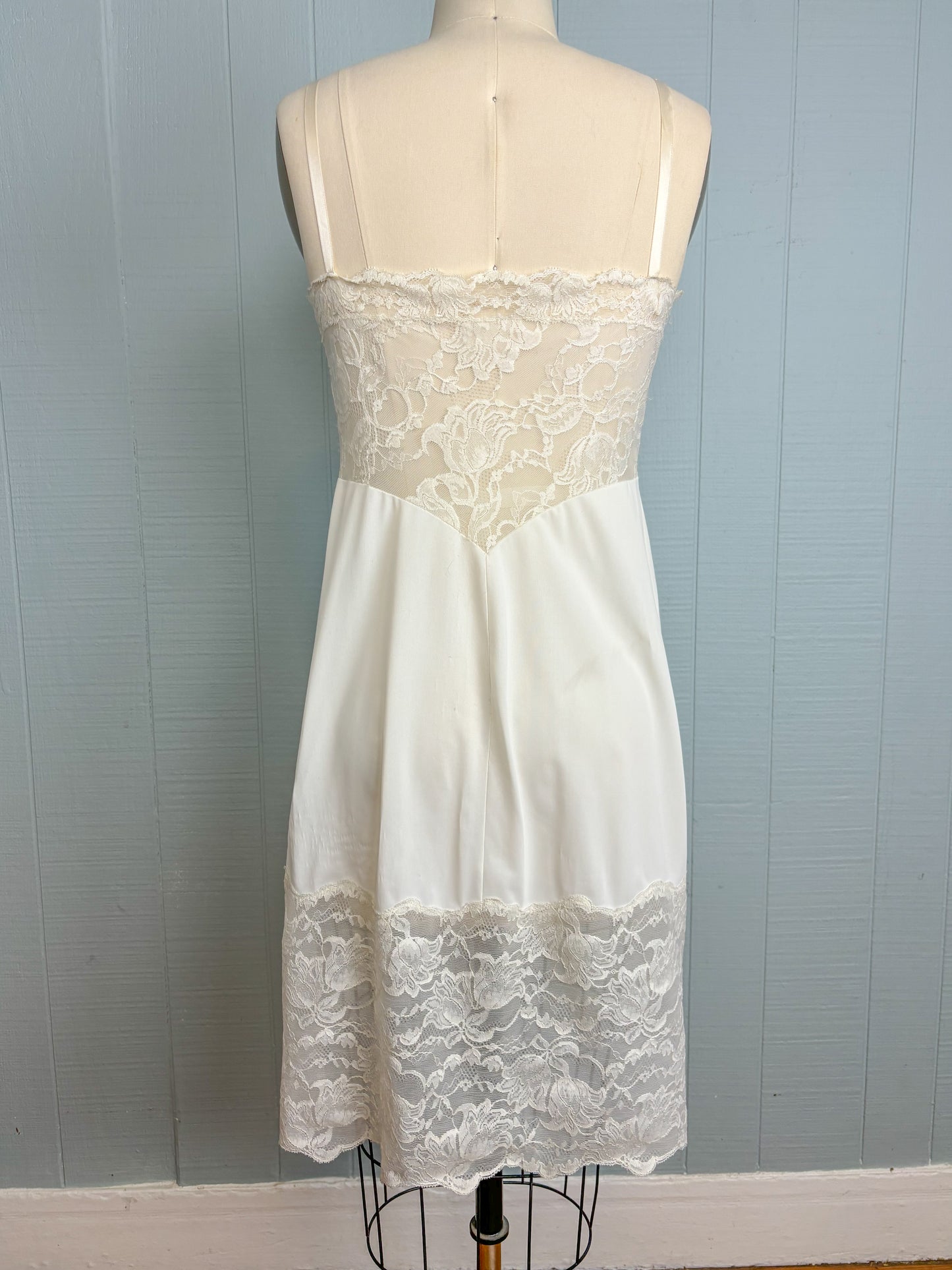 50's Sexy & Delicate White Lace Nightie | S