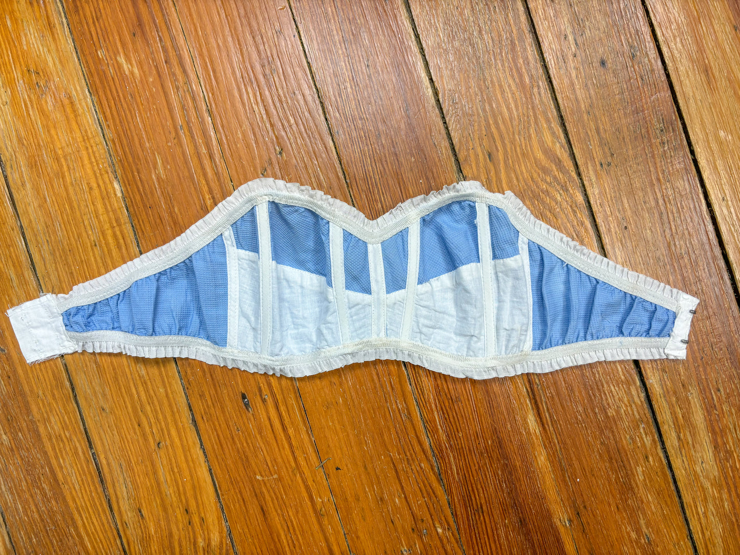 50's 60's Baby Blue Ruffle Strapless Bra | XXS