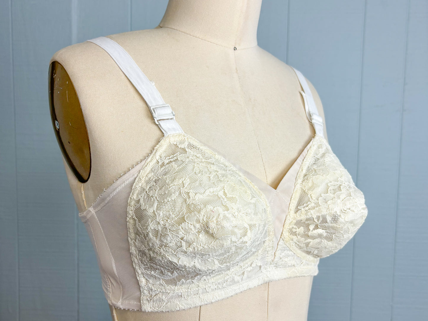 60's Sheer Lace White Cream Bra