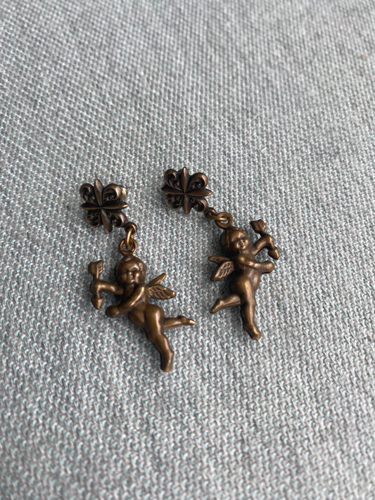 90's Antique Gold Cherub Dangle Earrings