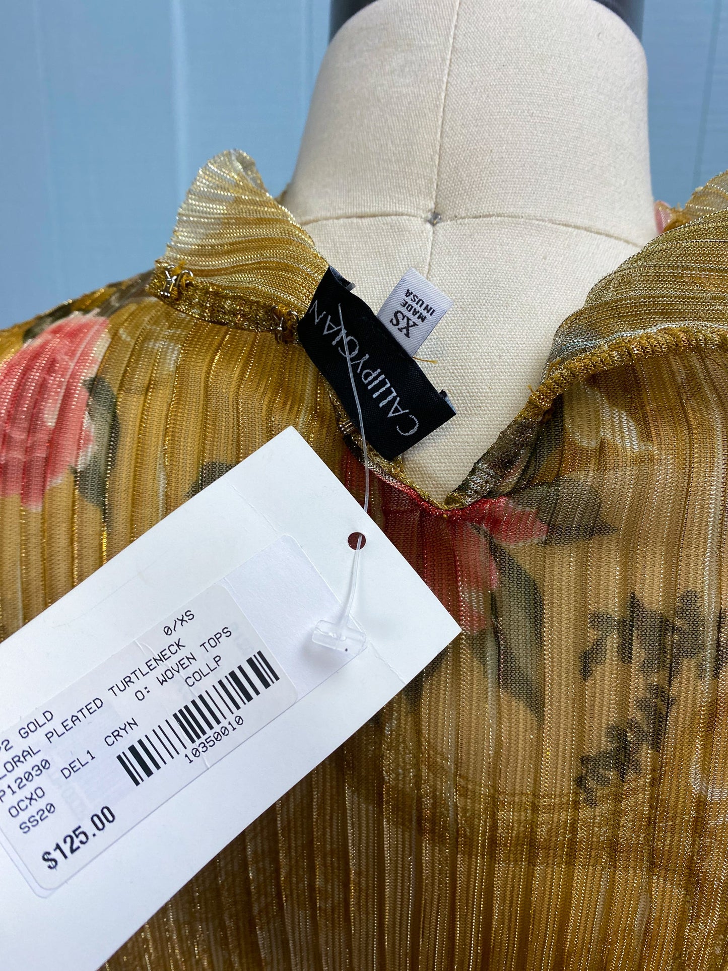 Metallic Gold Sheer Pleated Floral Rose Top Callipygian NWT Mockneck Turtleneck