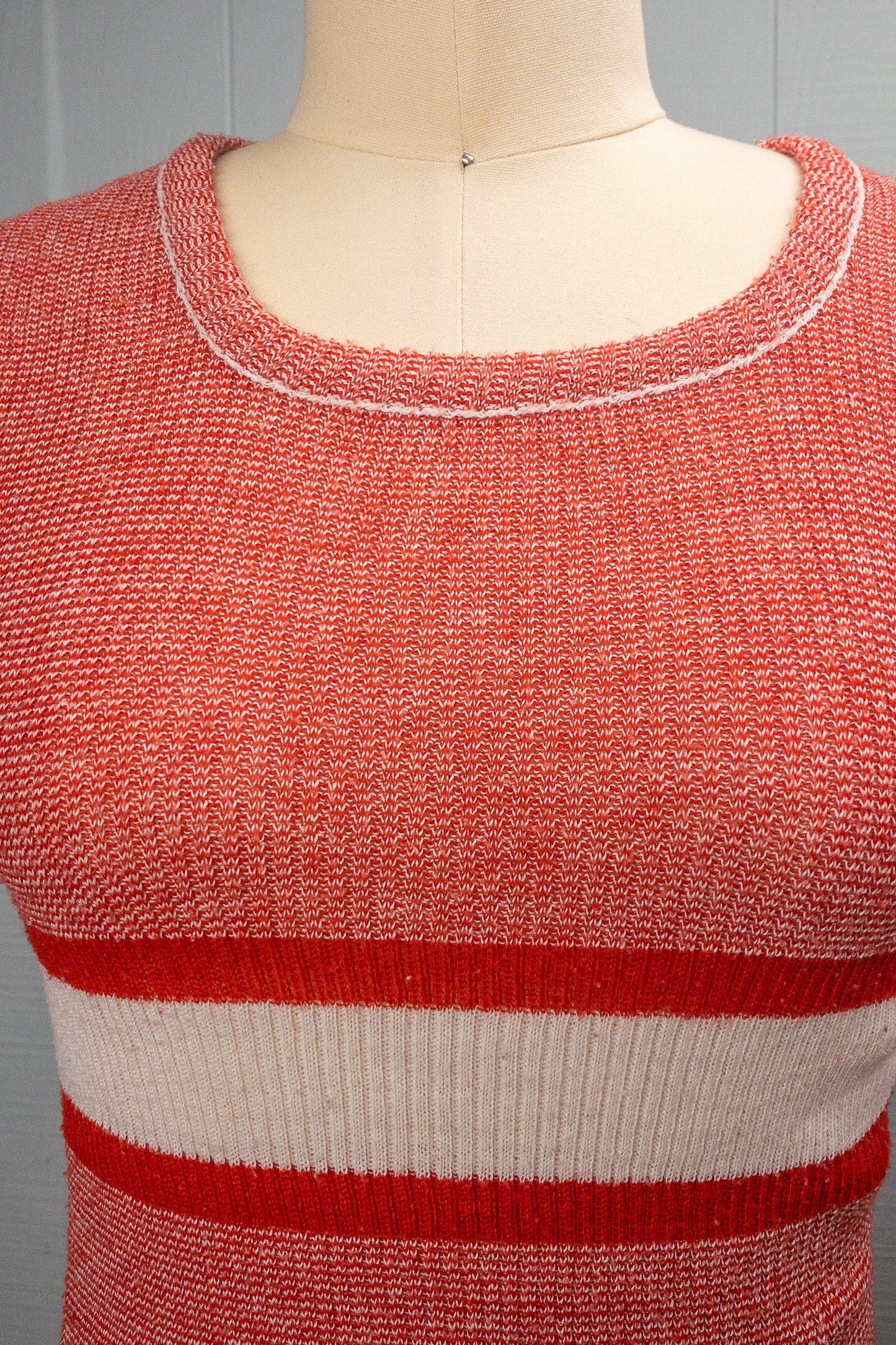 70's Red Space Dye Stripe Ribbed Sweater | S/M