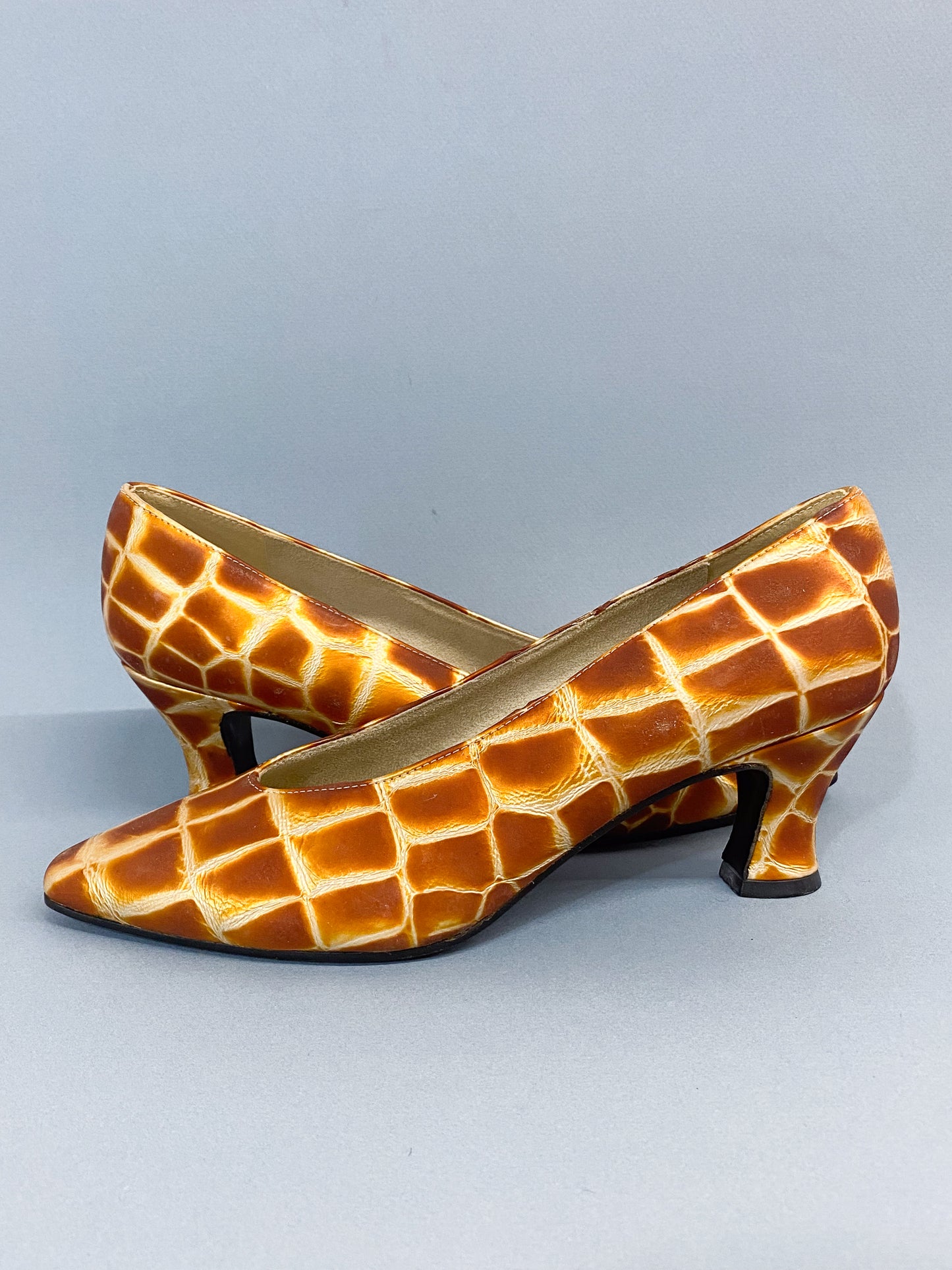 90's Stuart Weitzman Leather Orange Brown Gold Giraffe Heels