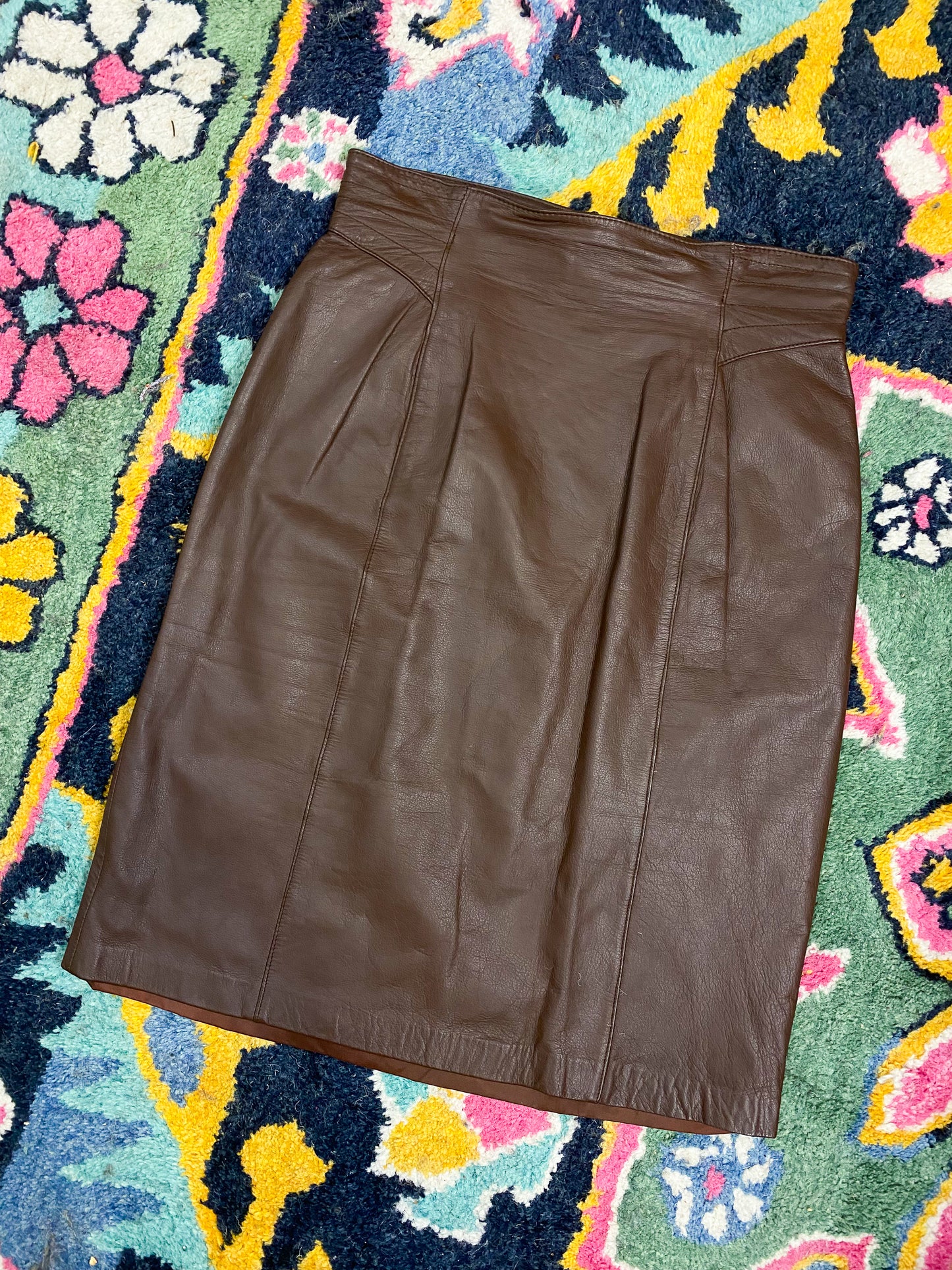 80's 90's Toffs Brown Leather Skirt | W: 29"