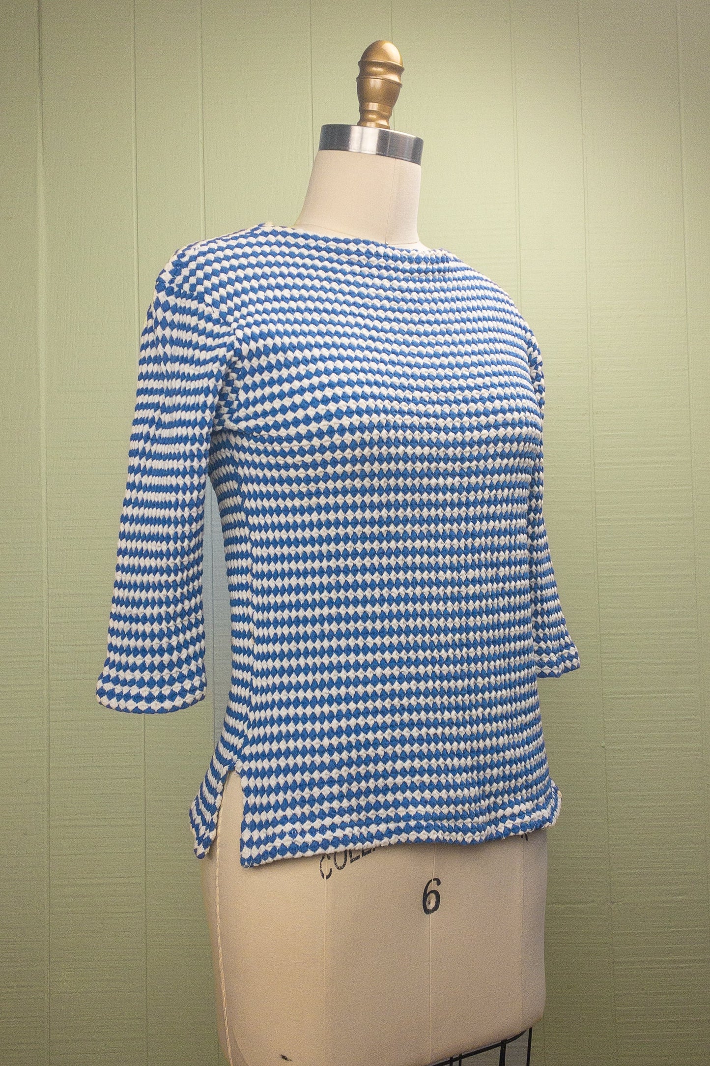 60's Blue & White Diamond Beach Top