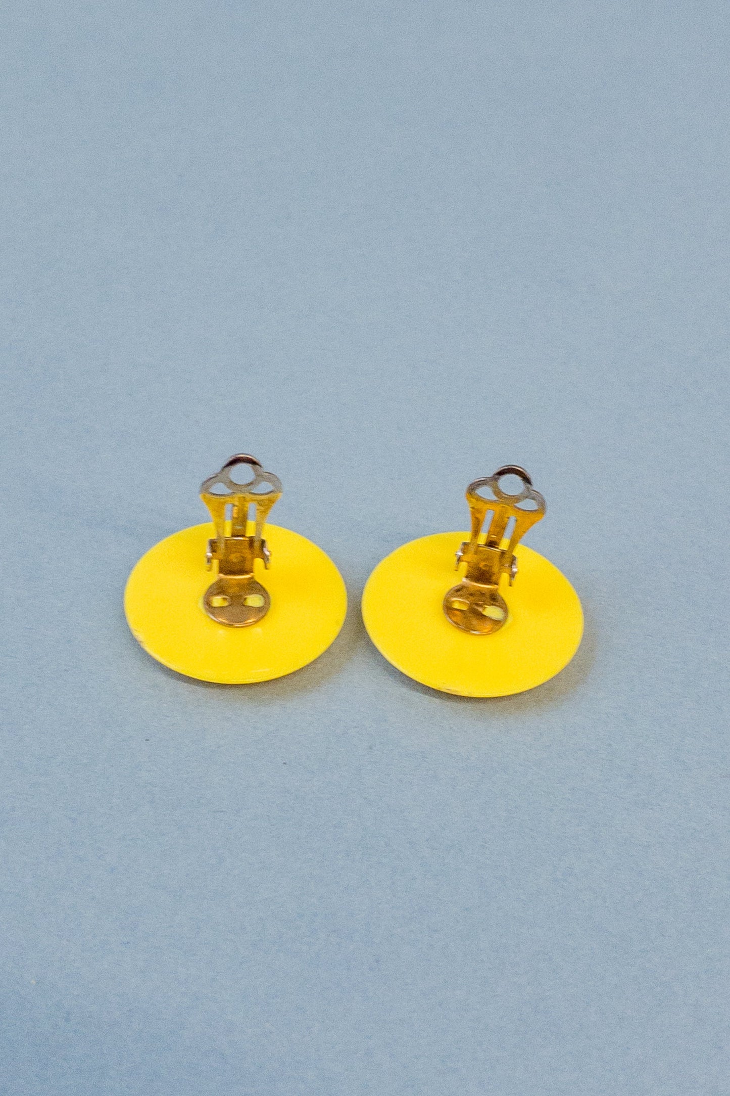 80's Plastic Yellow Button Clip On