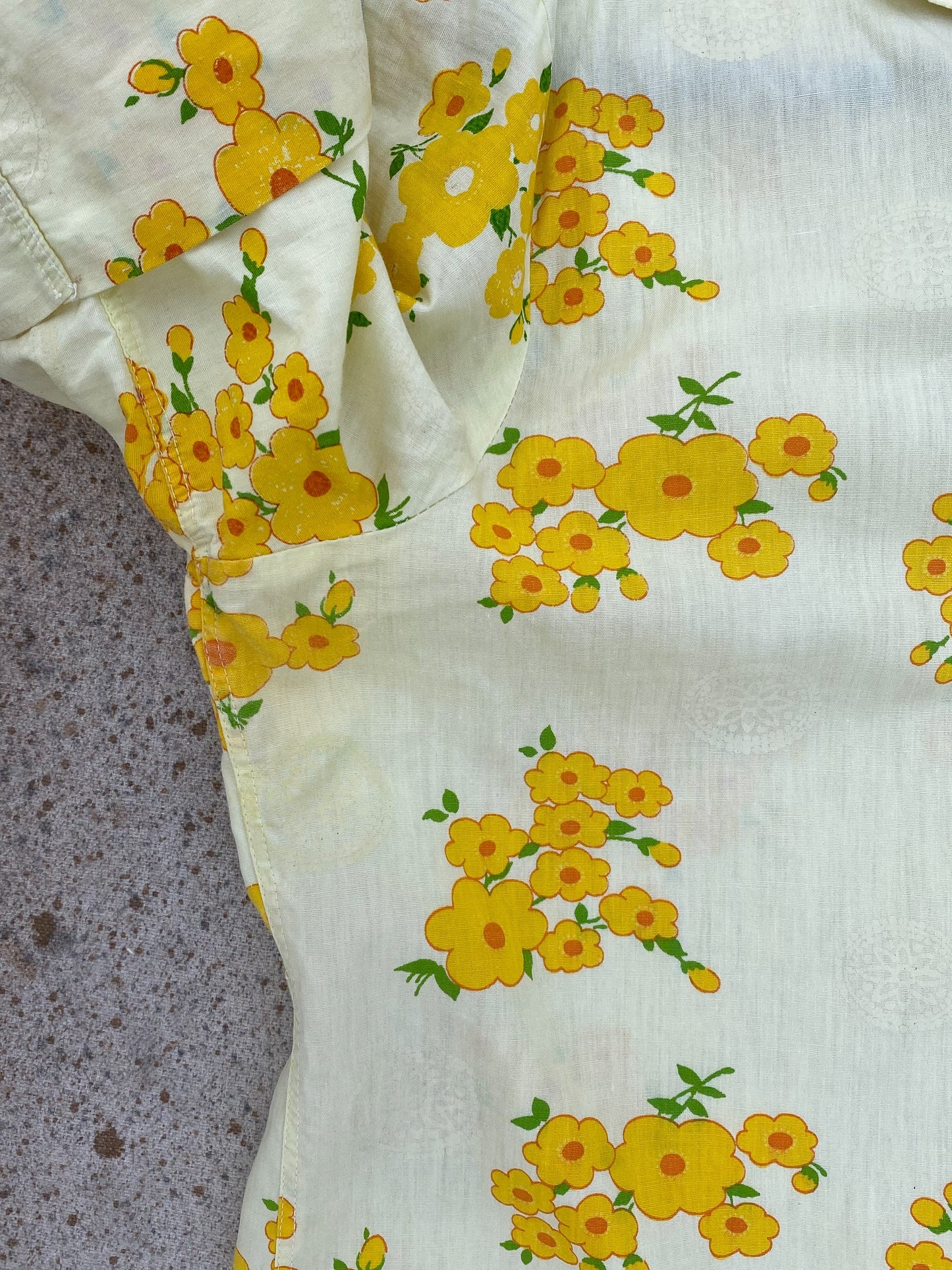 60's Yellow Daisy Chain Blouse | M/L