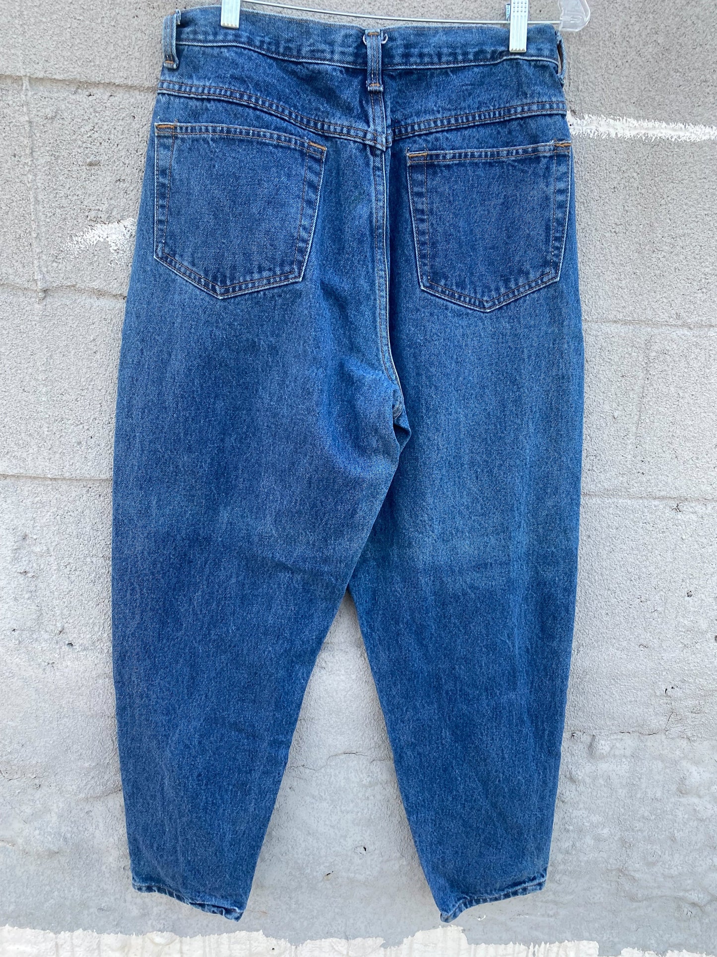 90s Venezia Vitale Mid Wash Mom Jeans | 32" x 31"
