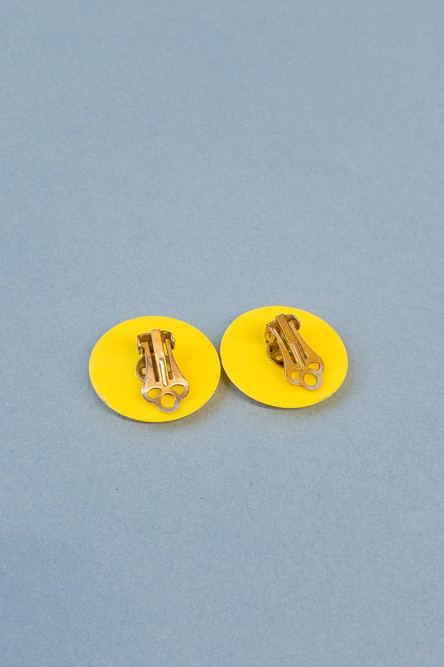 80's Plastic Yellow Button Clip On