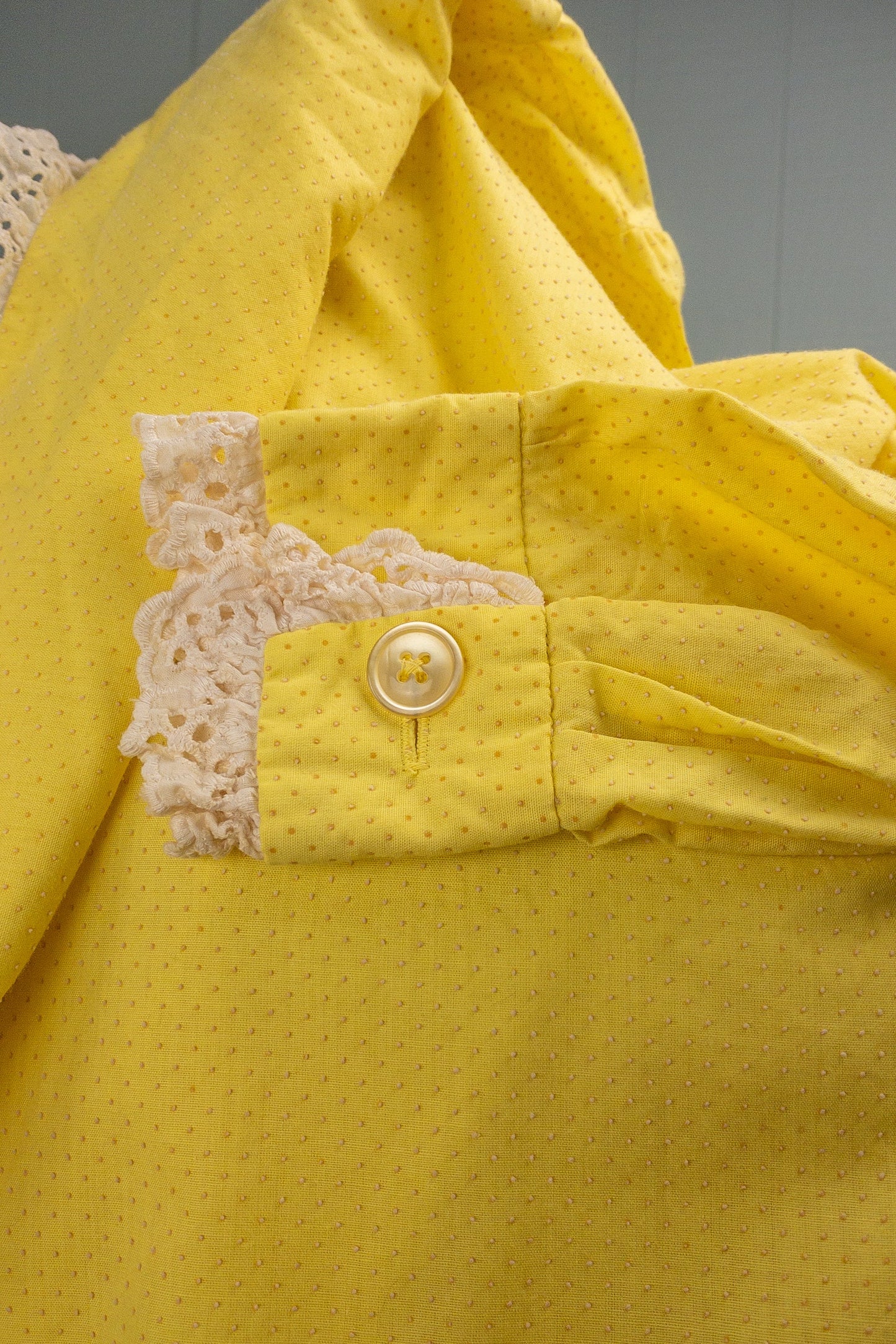 60's Yellow Dots & Lace Hoodie | S/M
