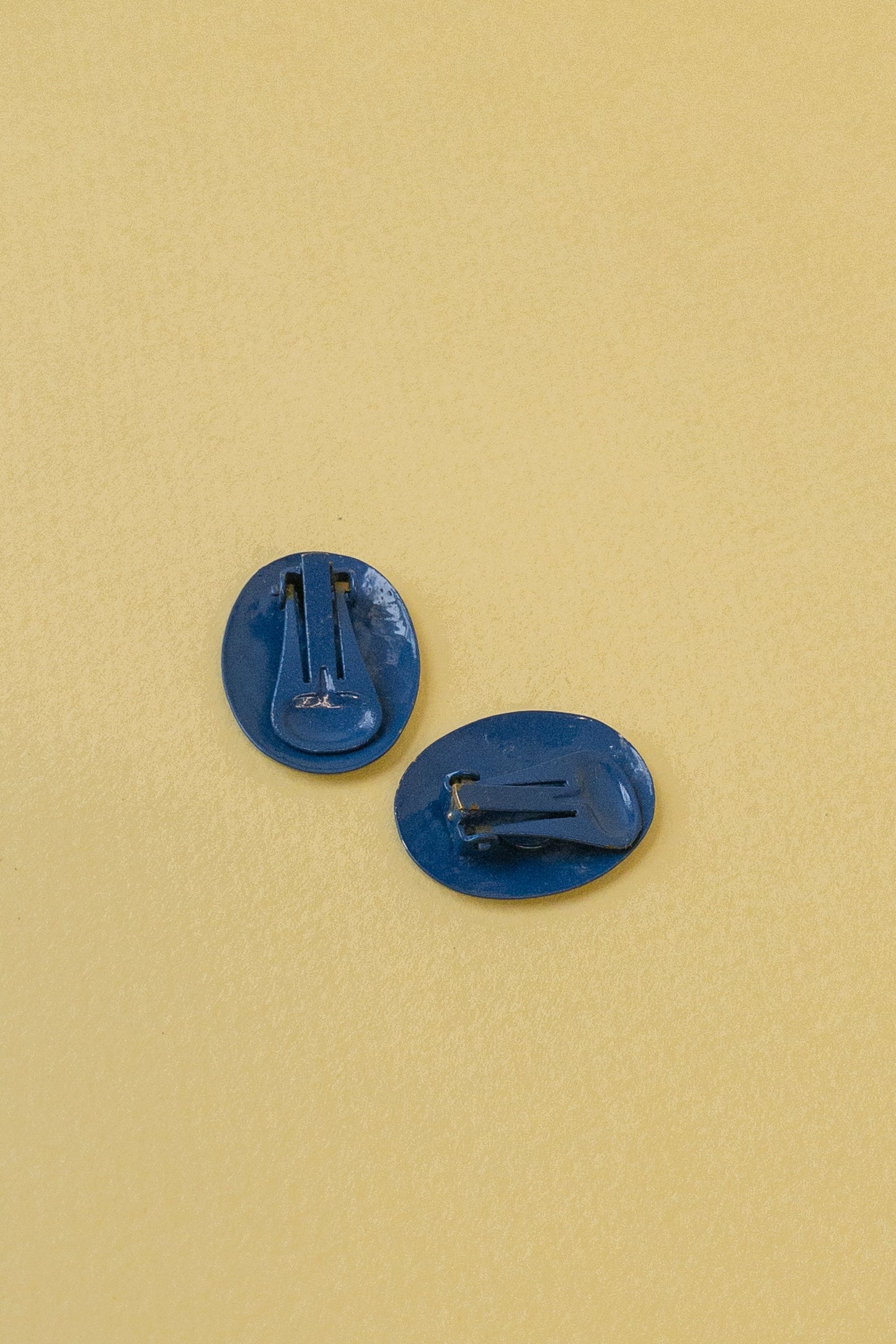 Oval Hammered Blue Enamel Clip On