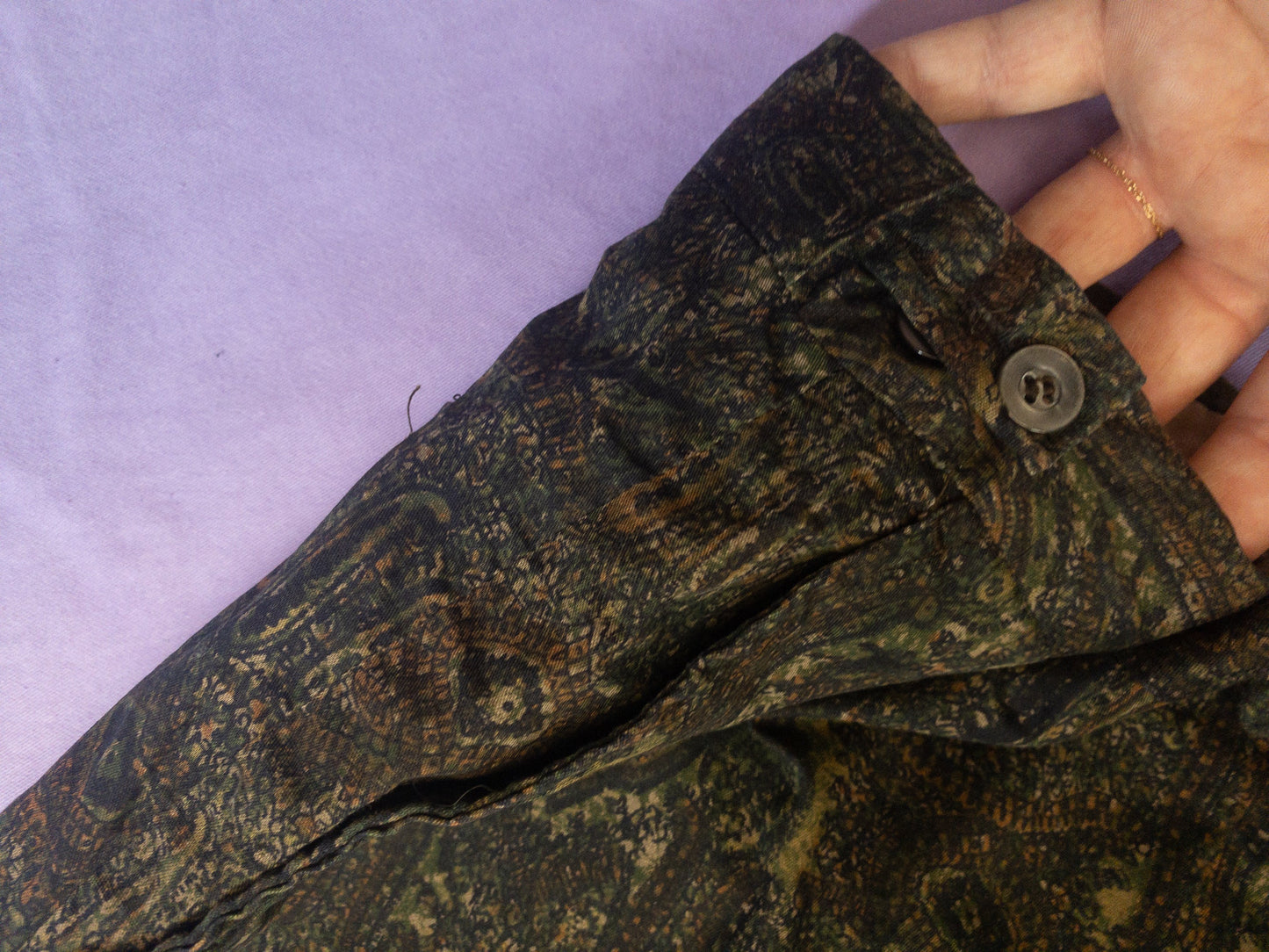 60s Deep Green Paisley Print Short | 36"