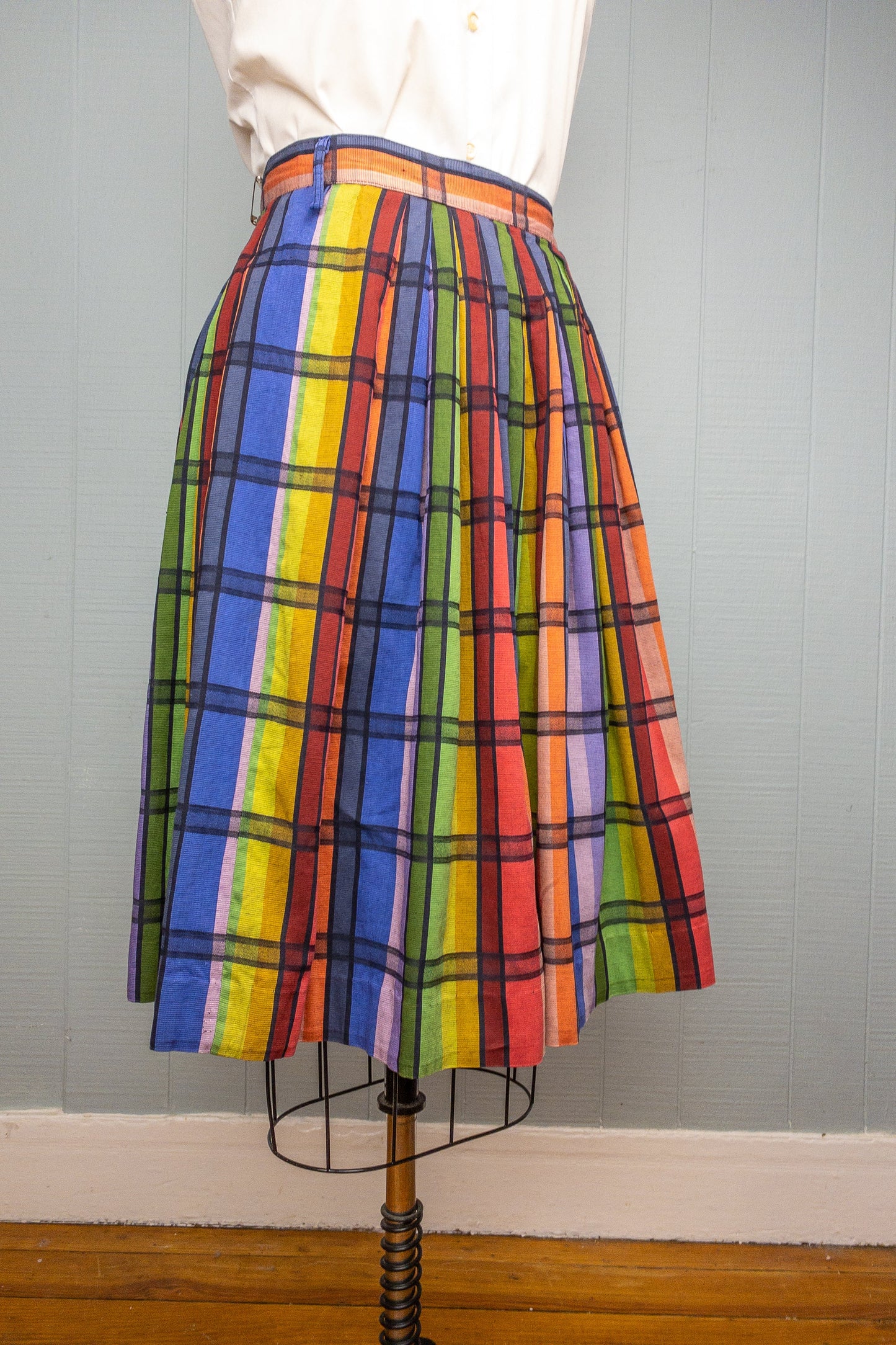 50s 60s Rainbow Plaid Skirt | 25"