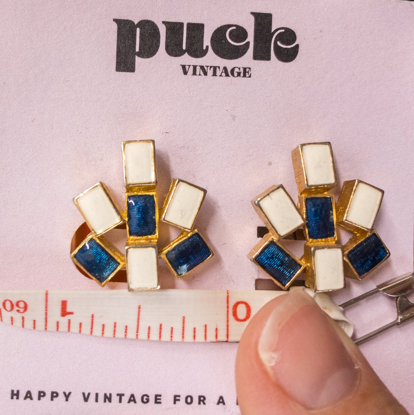 80's White Navy Blue Enamel Gold Screw Back Clip On Earrings