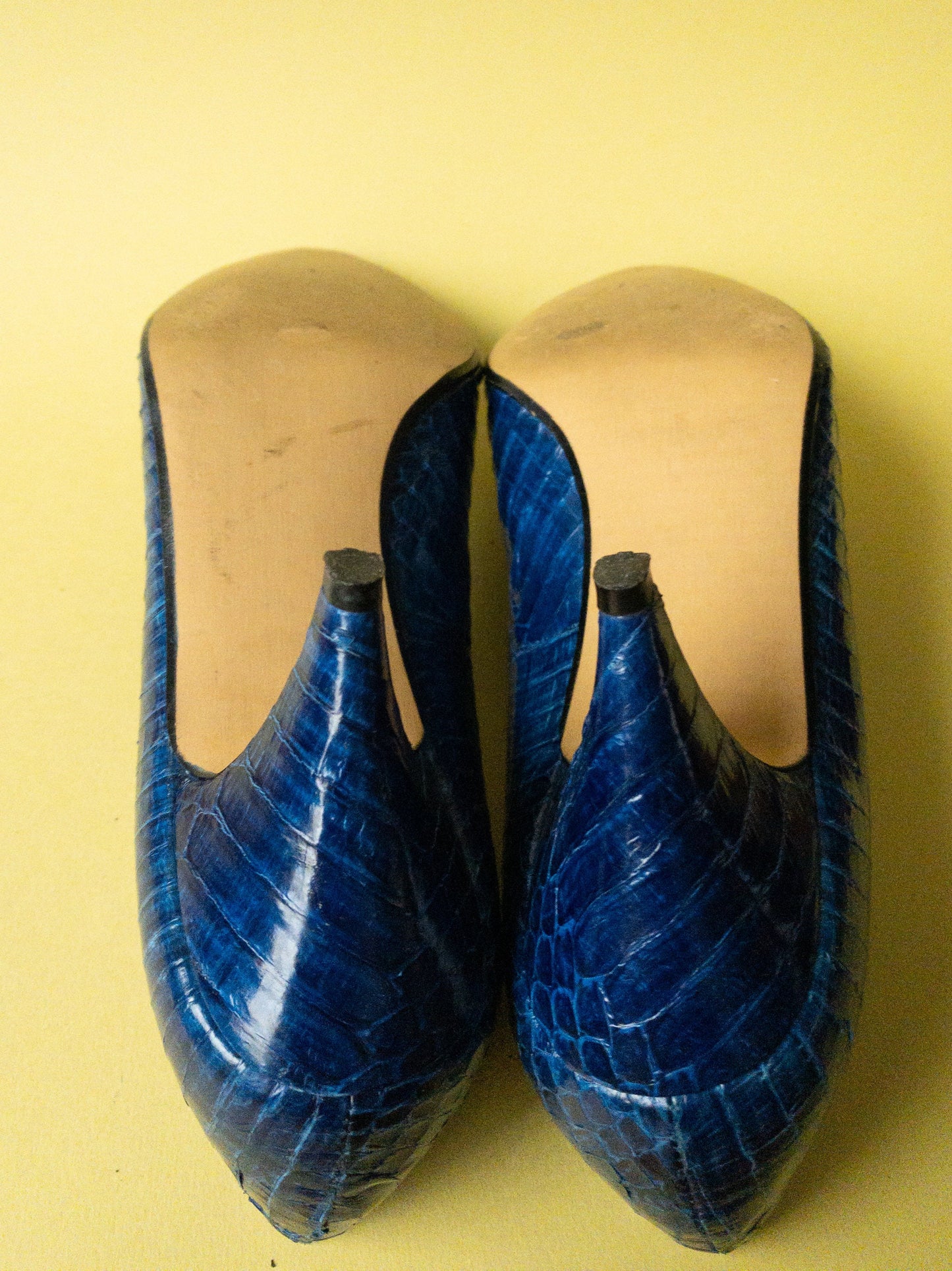 80s Blue Snakeskin Rosette High Heel Pumps by J Renee