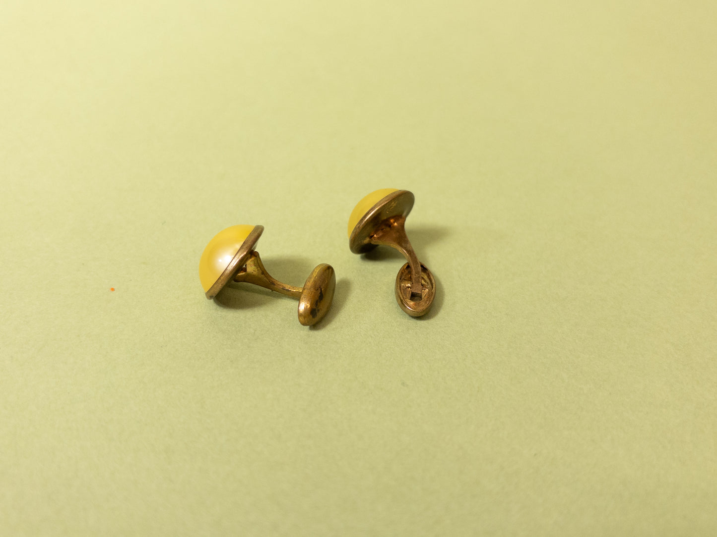 50's 60's Frosted Yellow & Gold Tone Cufflinks
