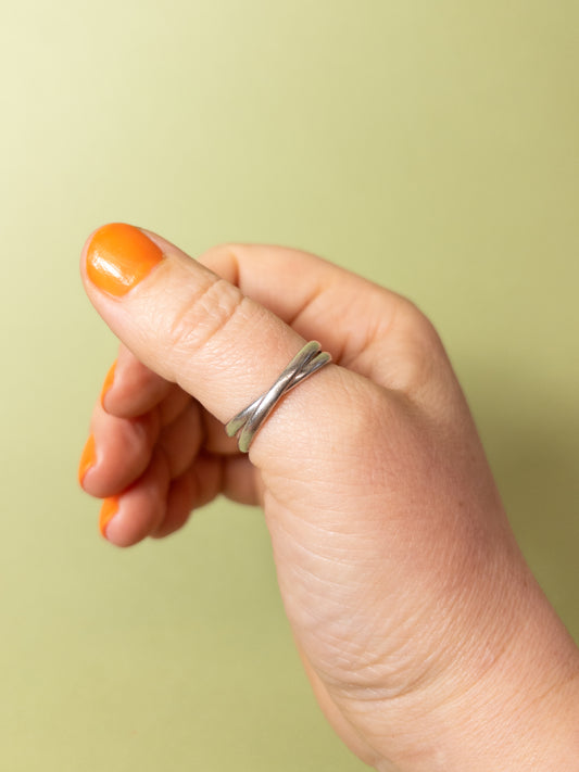 Sterling Silver Interlocked Multi Band Ring Sz 10