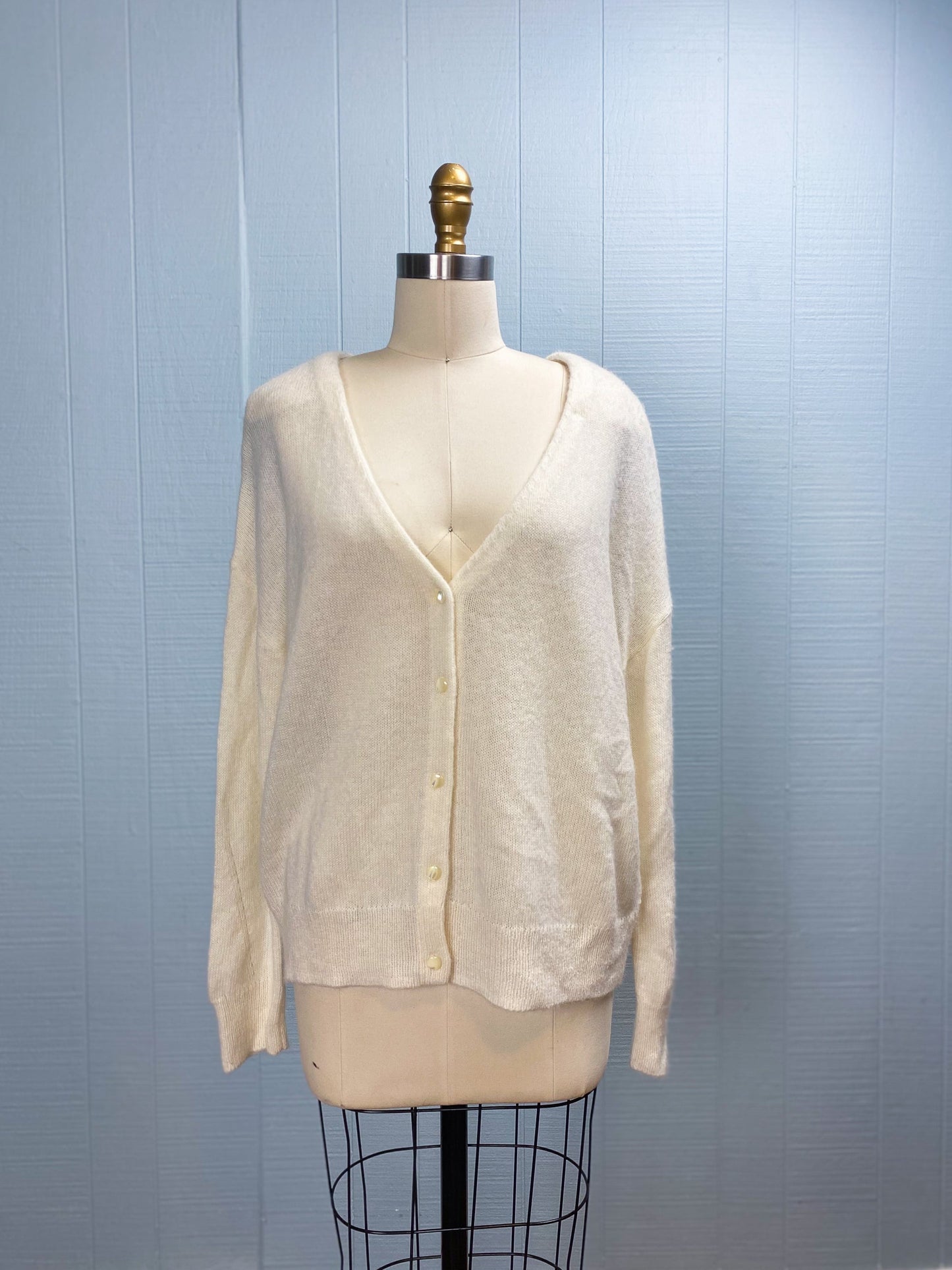 The White Company Ultra Soft Wool V Neck Cream Cardigan