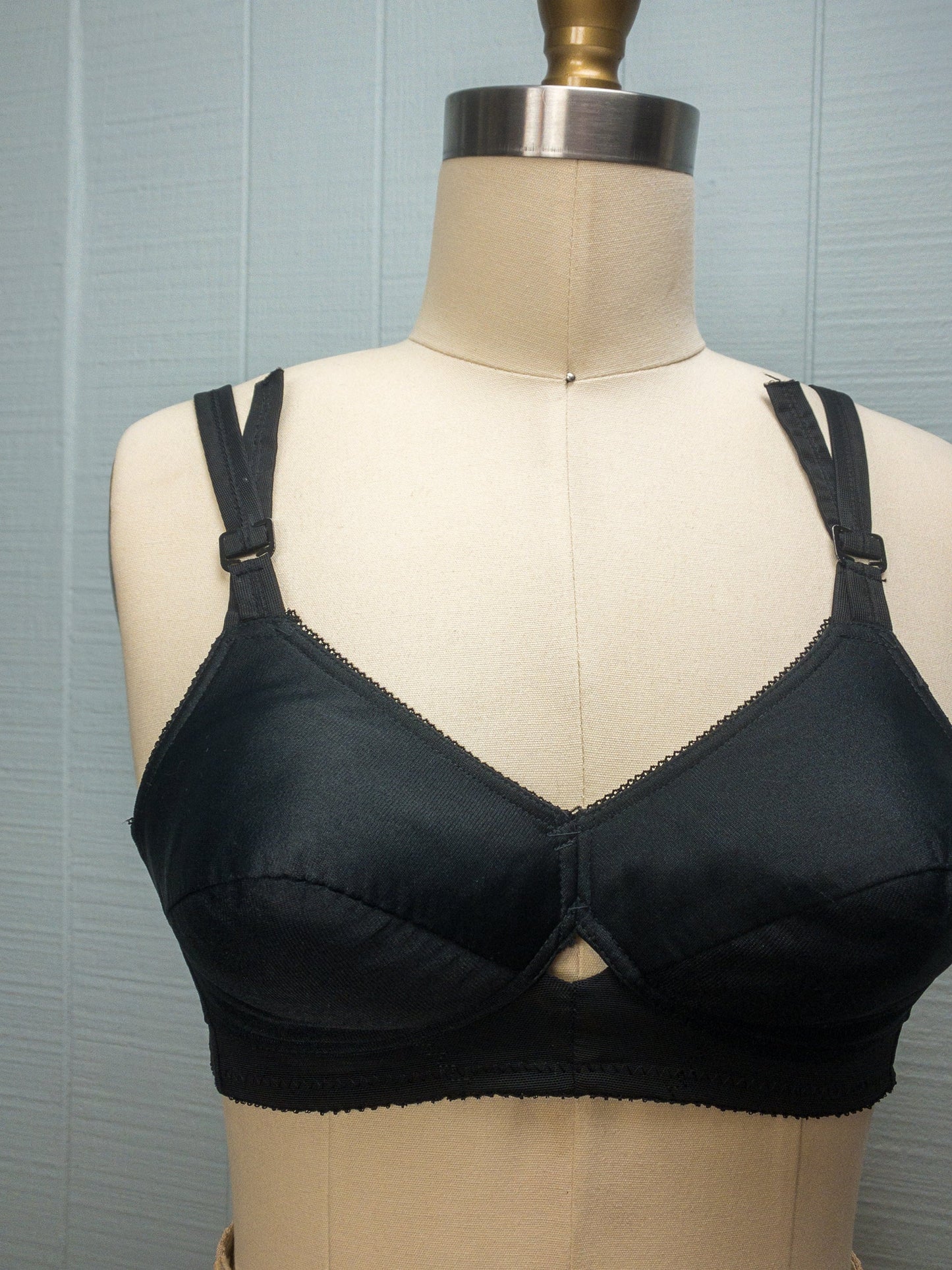 60's Black Bullet Bra | XS/S
