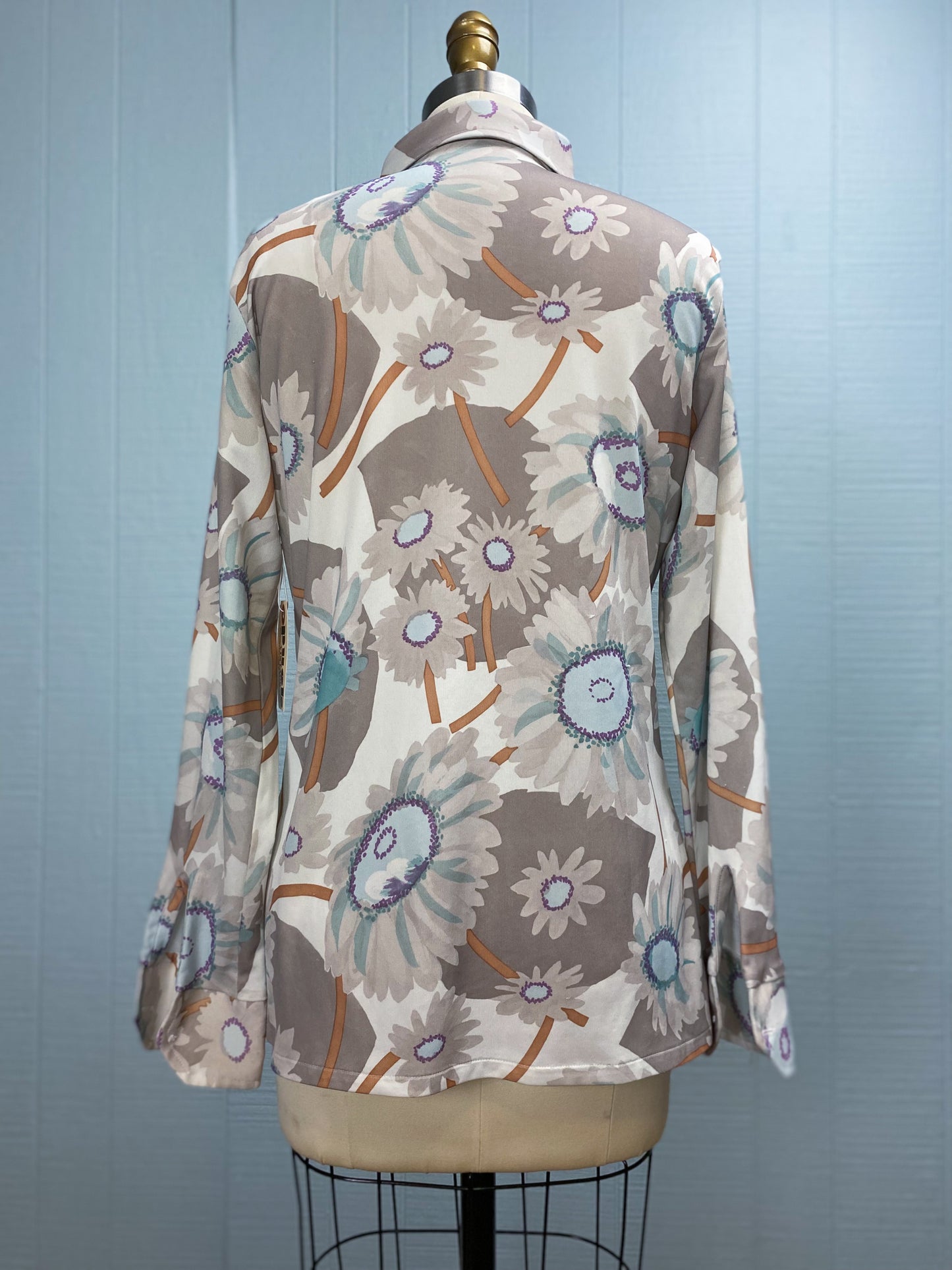 70's Greige Floral Button Down Blouse Dagger Collar | M/L