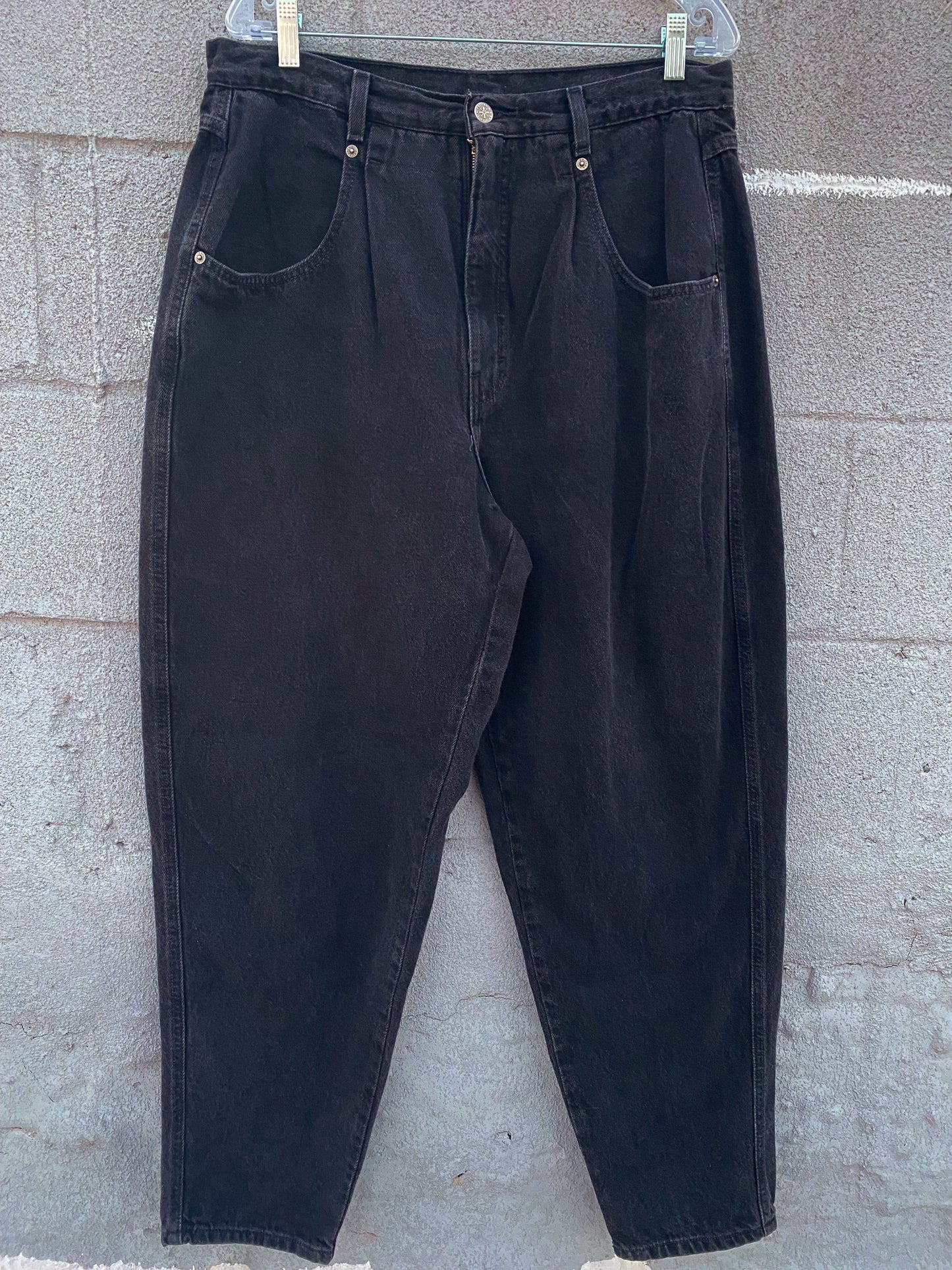 80s Black Pleated Mom Jeans | 35" x 31"