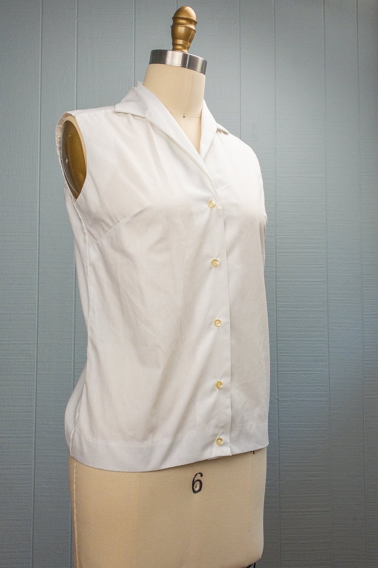 50's "Lady Van Heusen" White Button Up | S