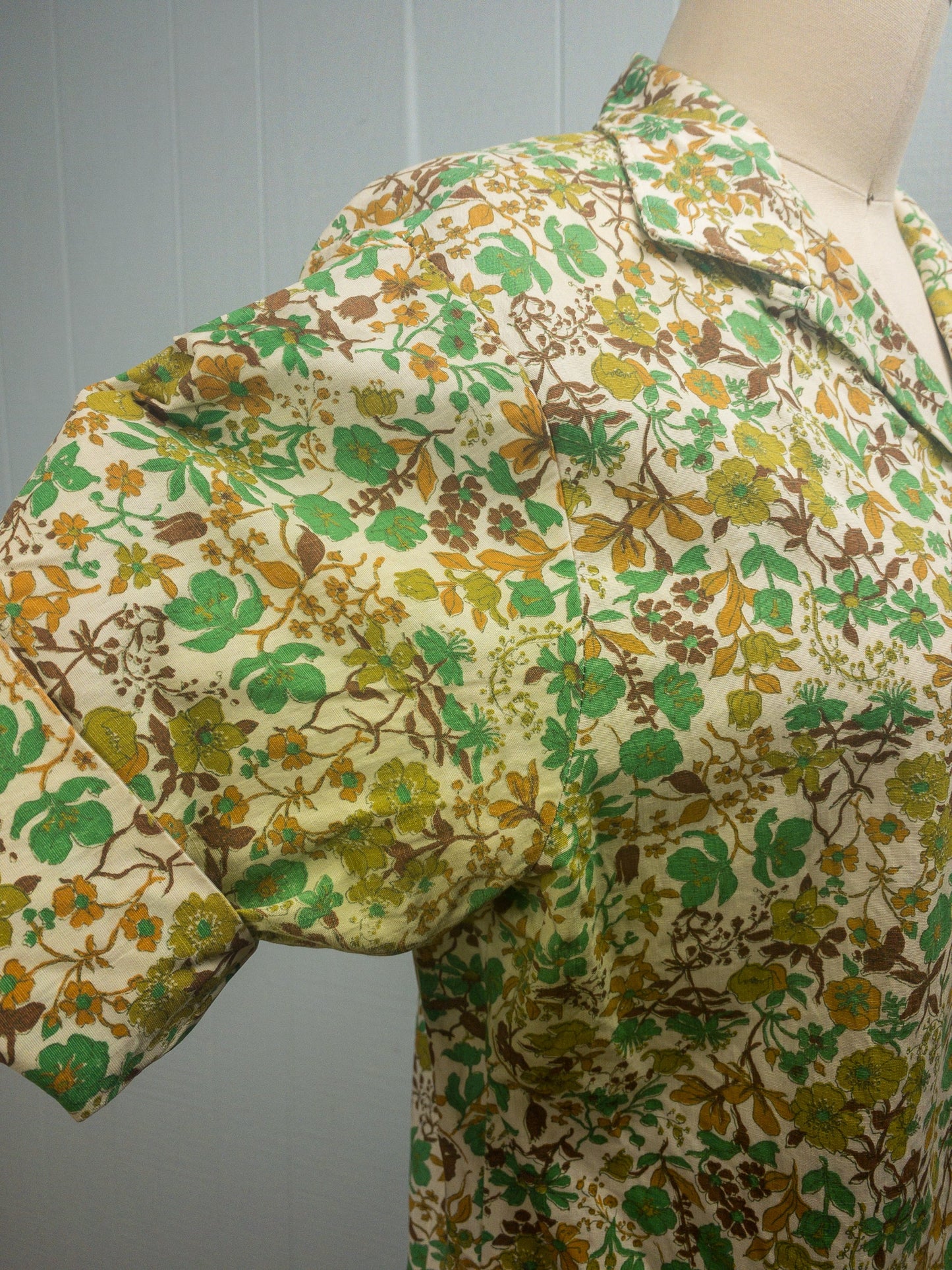 60's Jade & Mustard Floral Blouse | M/L