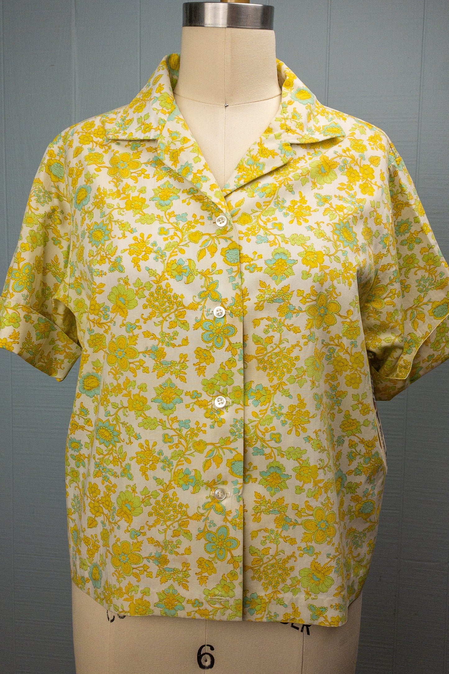60's Lemon Lime Floral Button Shirt | M/L