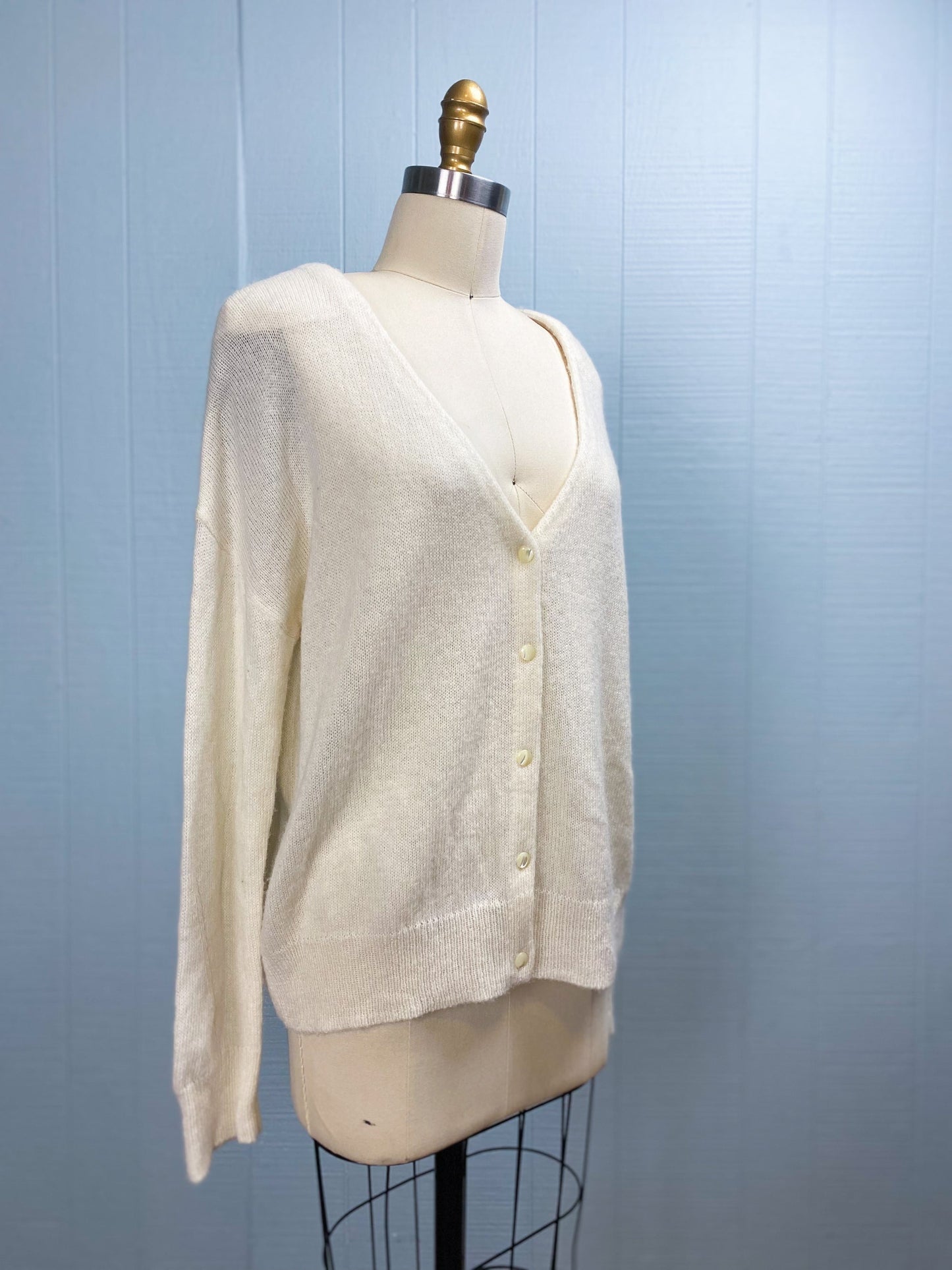 The White Company Ultra Soft Wool V Neck Cream Cardigan
