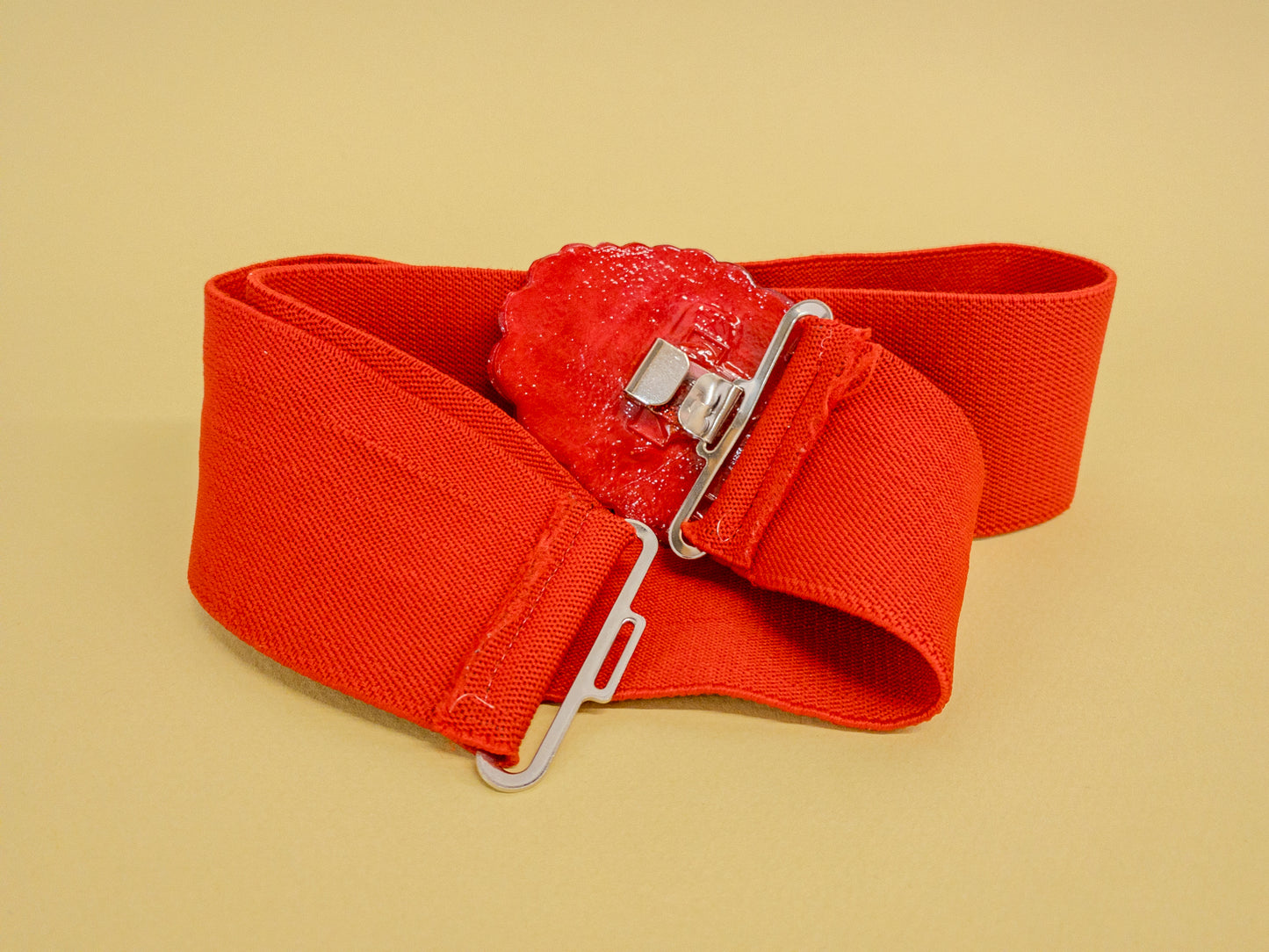 80's Red Elastic Stretch Swirl Buckle Belt