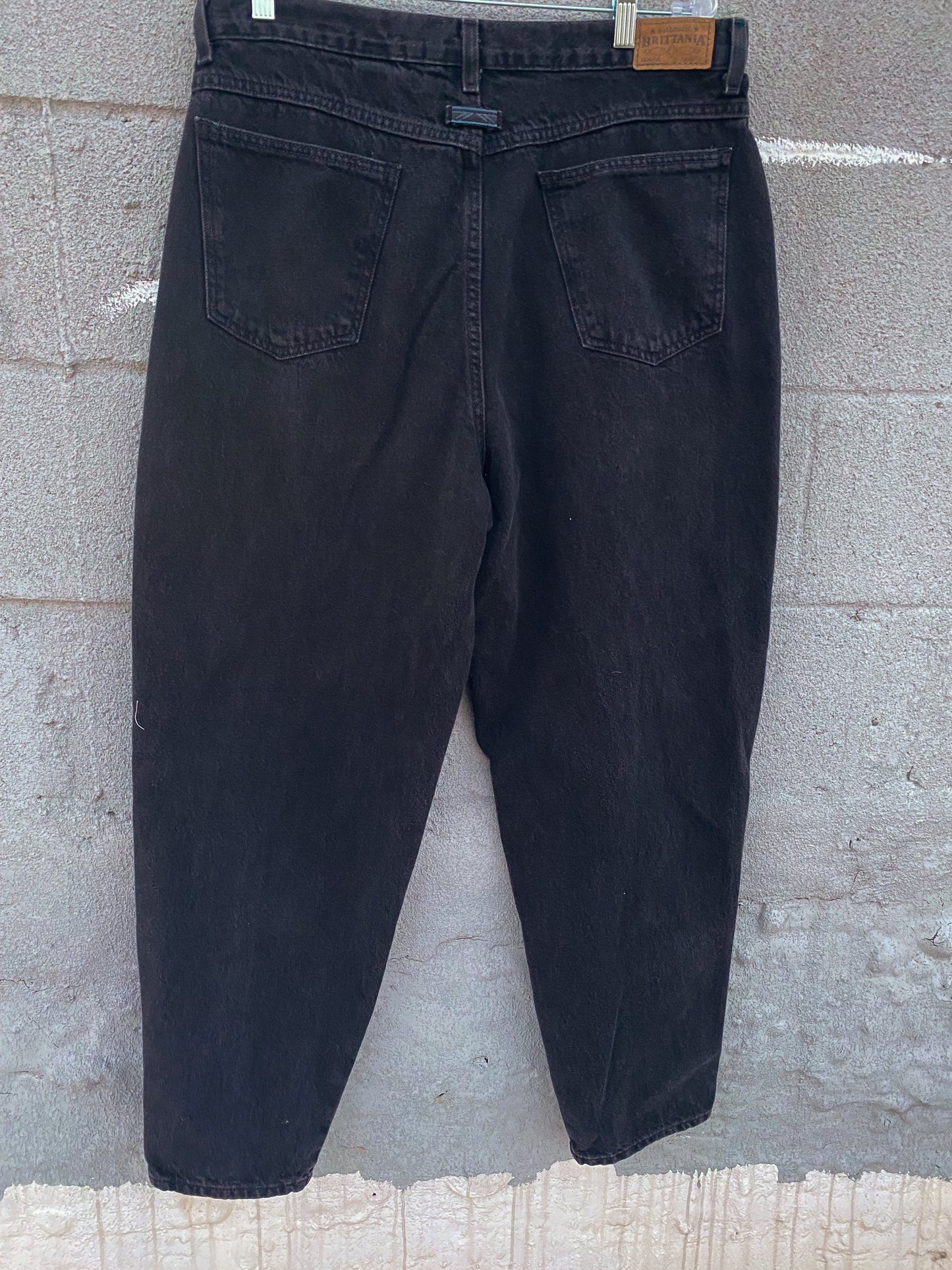 80s Black Pleated Mom Jeans | 35" x 31"