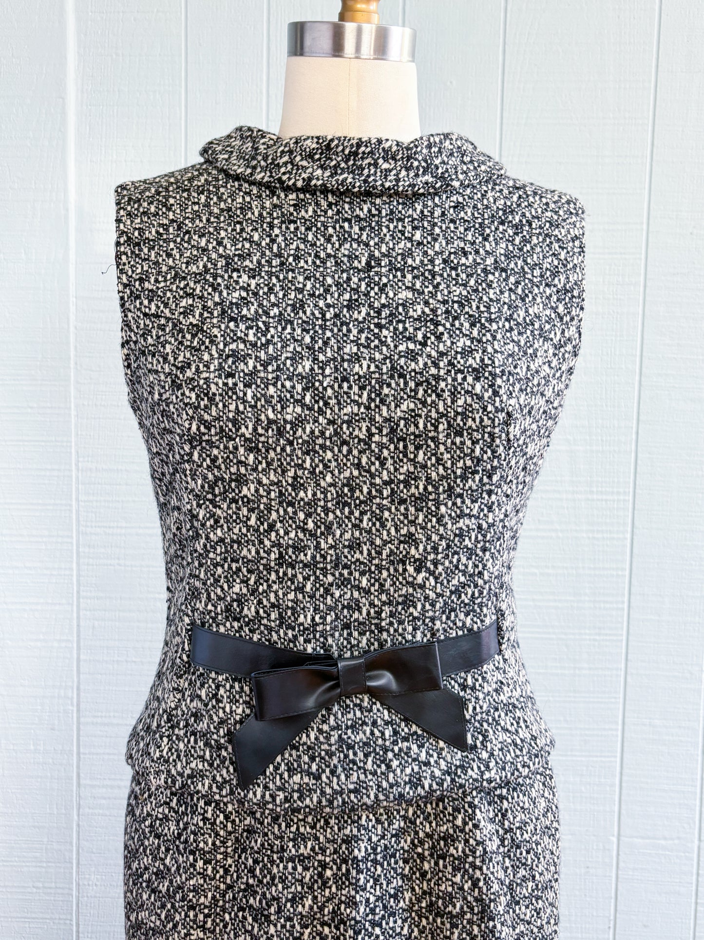 50's 60's Bows & Tweed Black & White Skirt Set | Lord & Taylor | W: 26"
