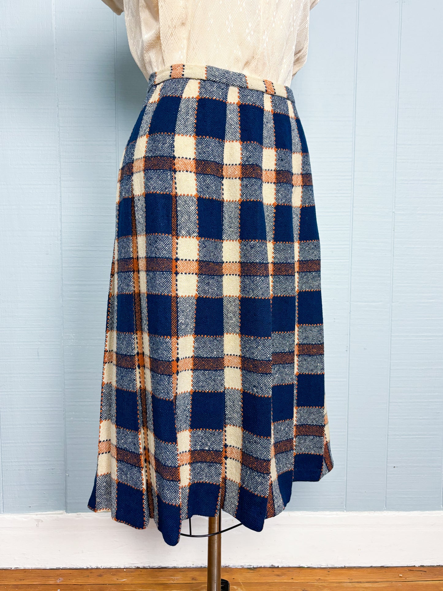60's Navy Orange Pleated Wool Skirt | W: 35"