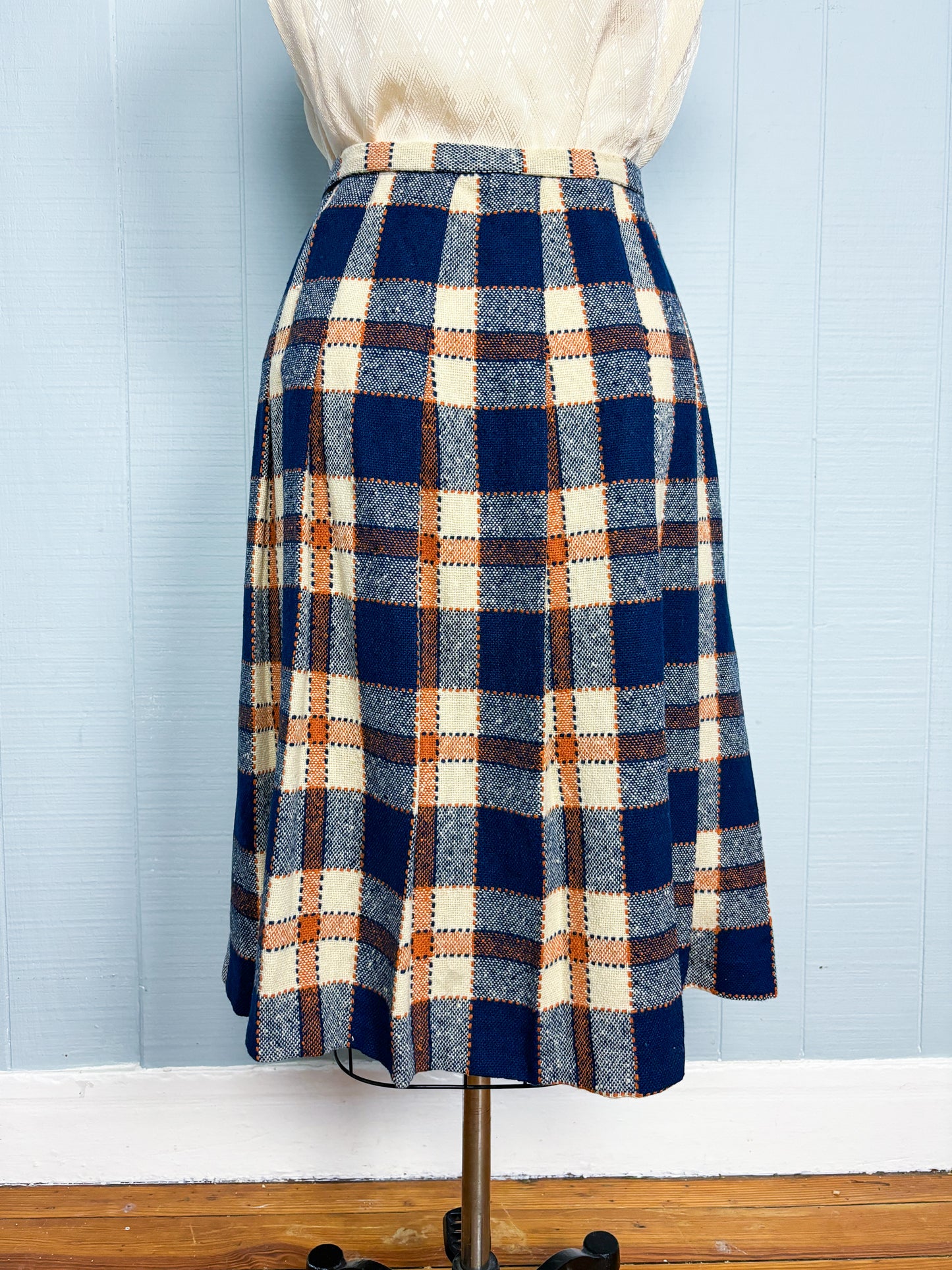 60's Navy Orange Pleated Wool Skirt | W: 35"