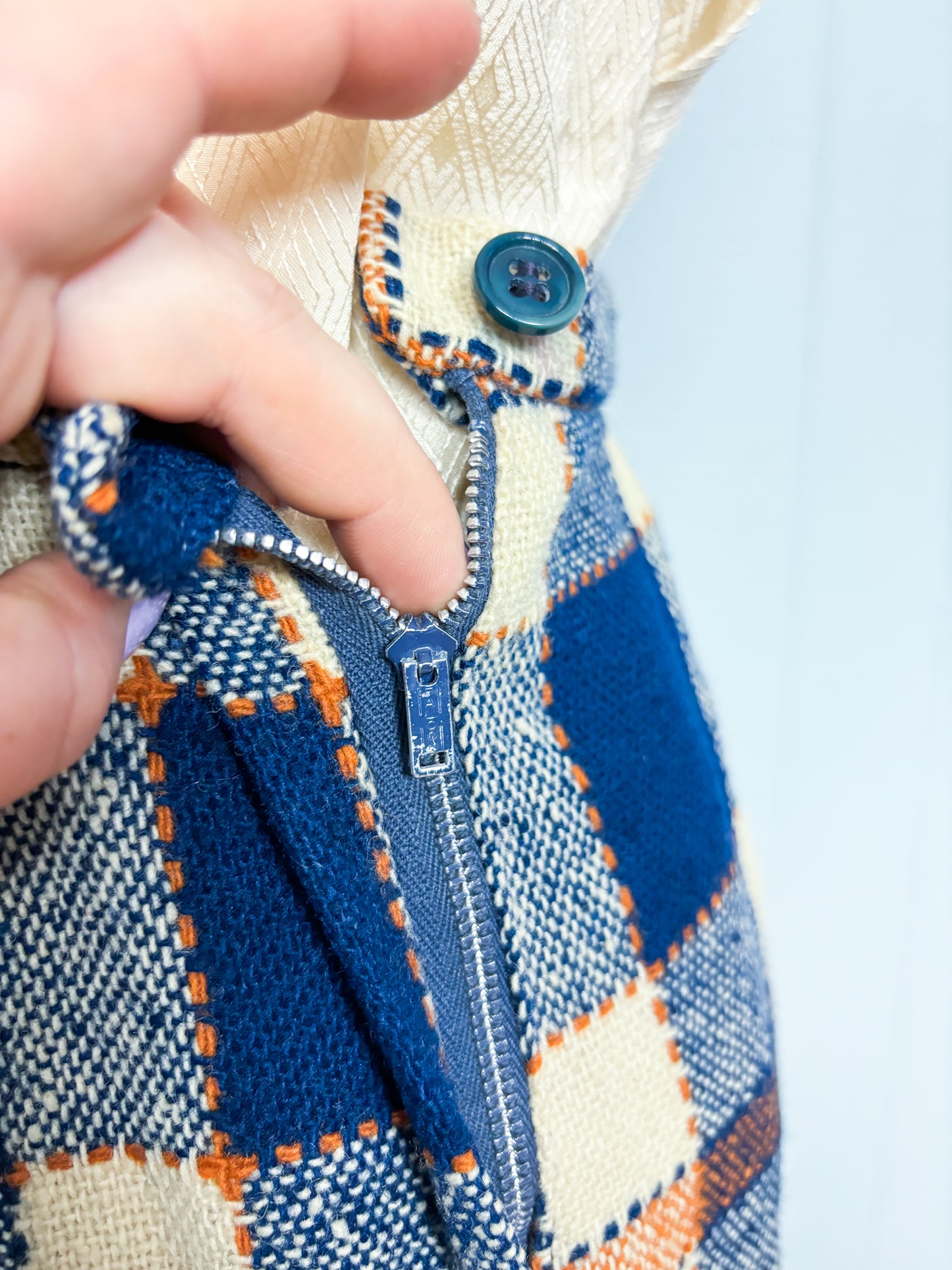 60's Navy Orange Pleated Wool Skirt | W: 35"