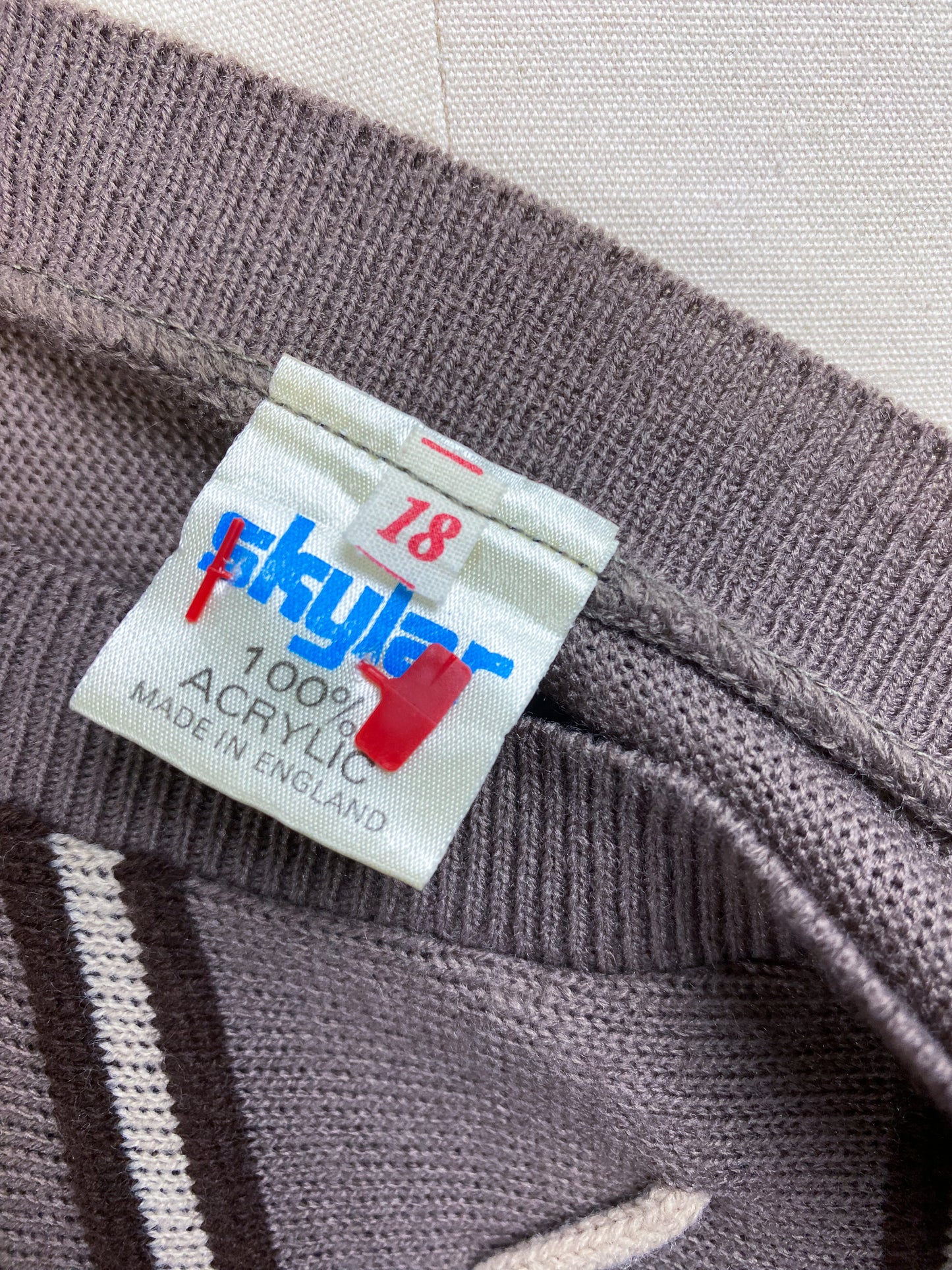 80's Taupe & Brown Stripe Batwing Sweater | S/M/L