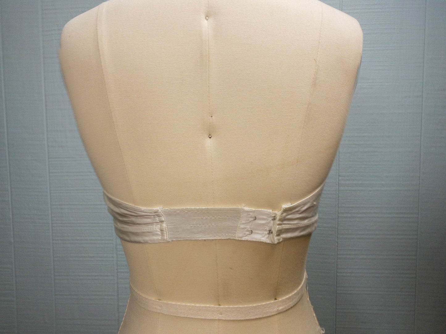 50's White Strapless Bullet Bra