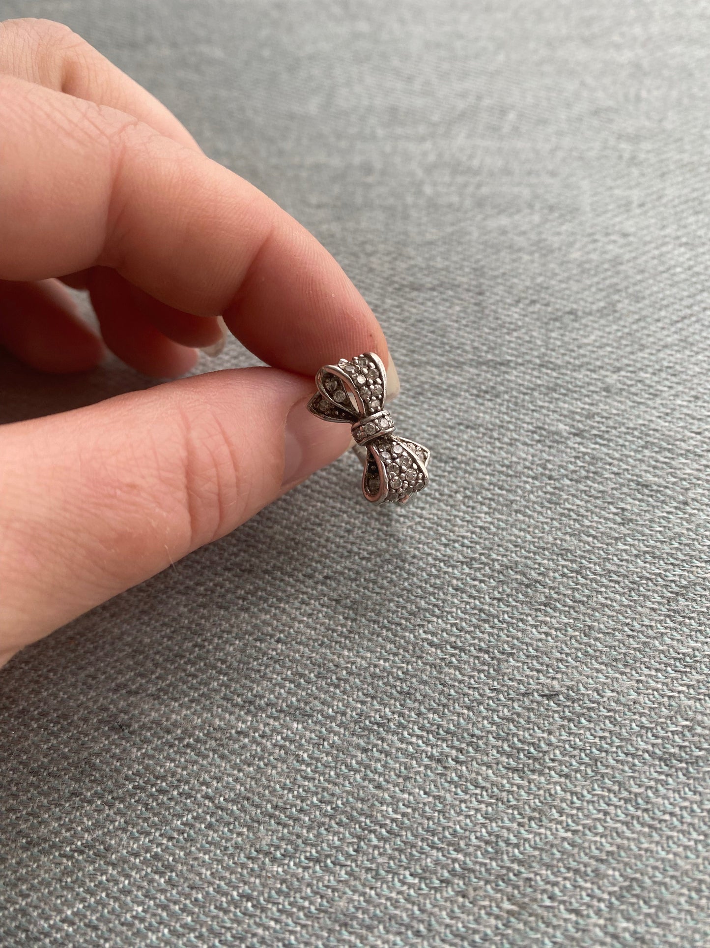 Tied Up in Bows Sterling Silver Ring | Size 7