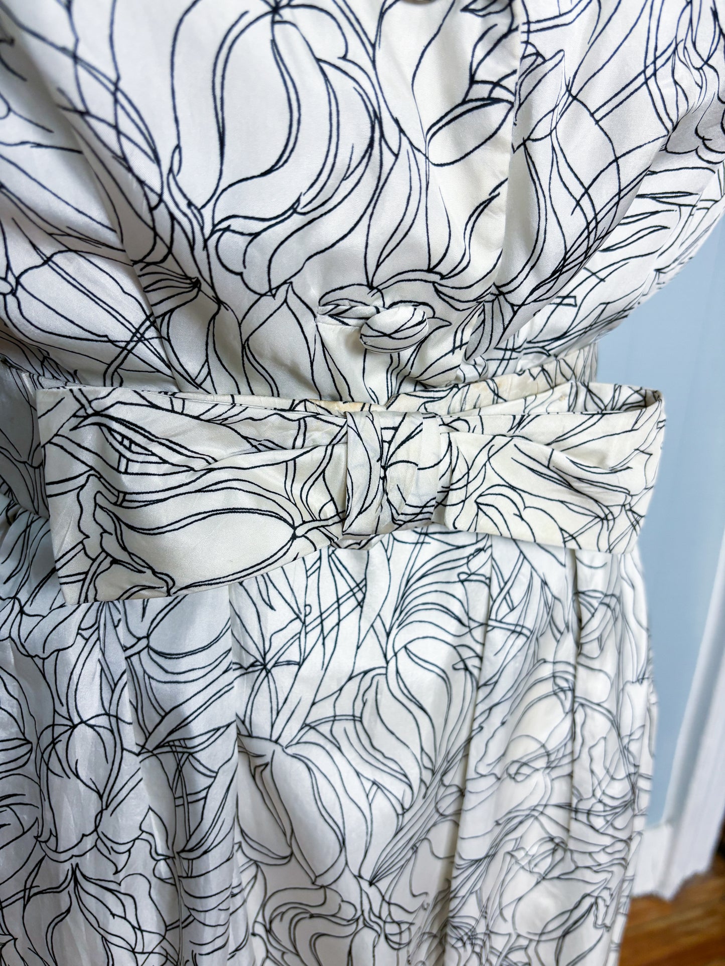 50's 60's Mrs. Maisel White Floral Outline Dress | S/M