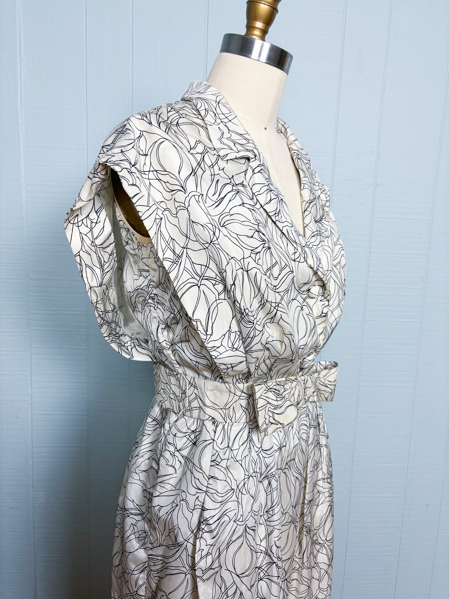 50's 60's Mrs. Maisel White Floral Outline Dress | S/M