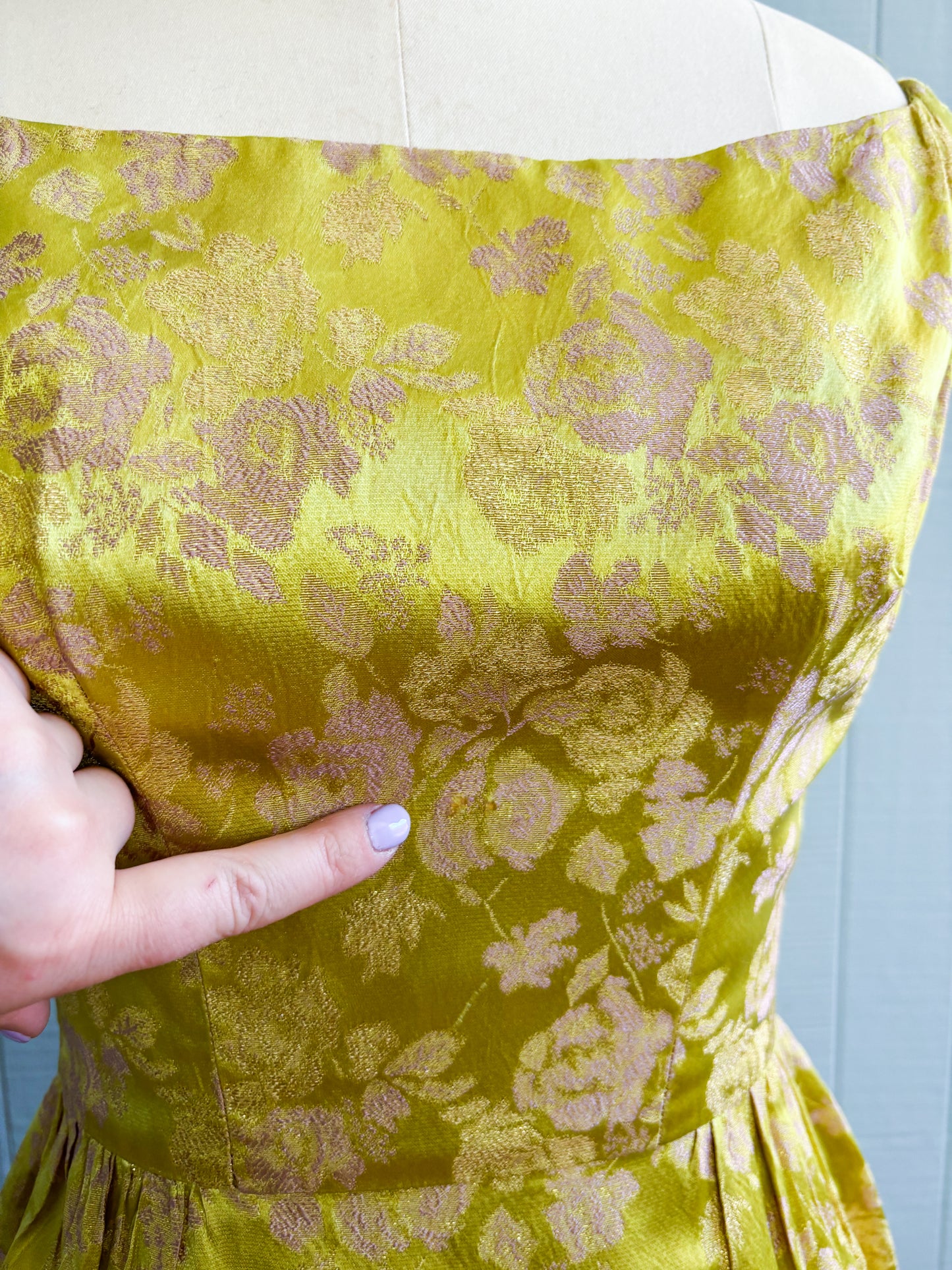 50's 60's Mrs. Maisel Chartreuse Metallic Floral Brocade Cocktail Dress | XS/S