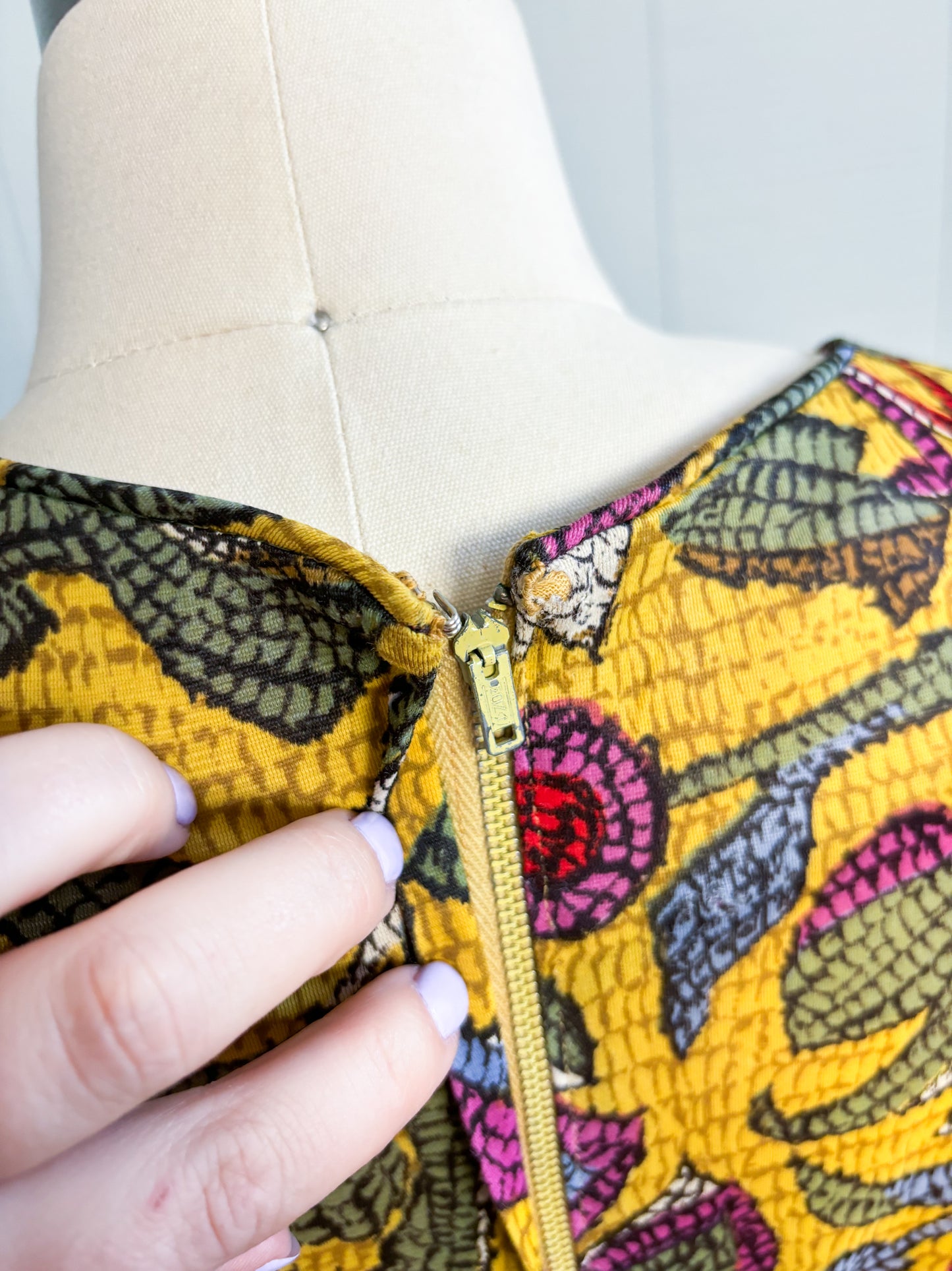 50's 60's Mrs. Maisel Golden Yellow Leaf Wiggle Dress | L
